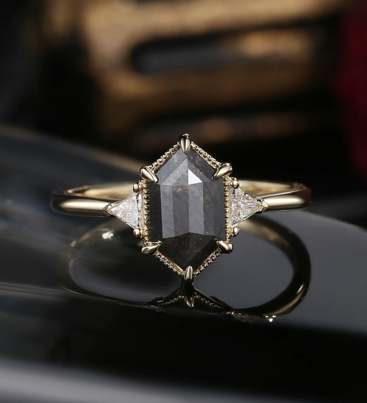 Starland US Long Hexagon Salt and Pepper Geometric Three-Stone Engagement Ring