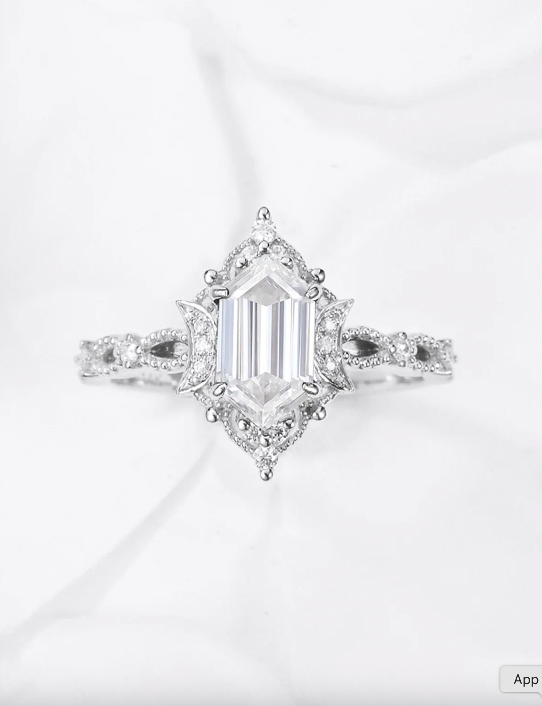 Starland US Crescent Moon | Fancy Long Hexagon Moissanite Engagement Ring