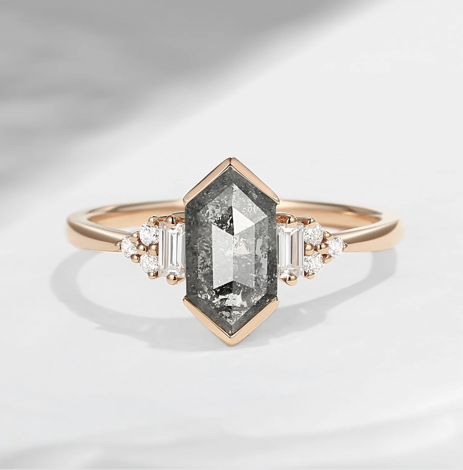 Starland US Long Hexagon Natural Salt And Pepper Diamond Vintage Cluster Engagement Ring