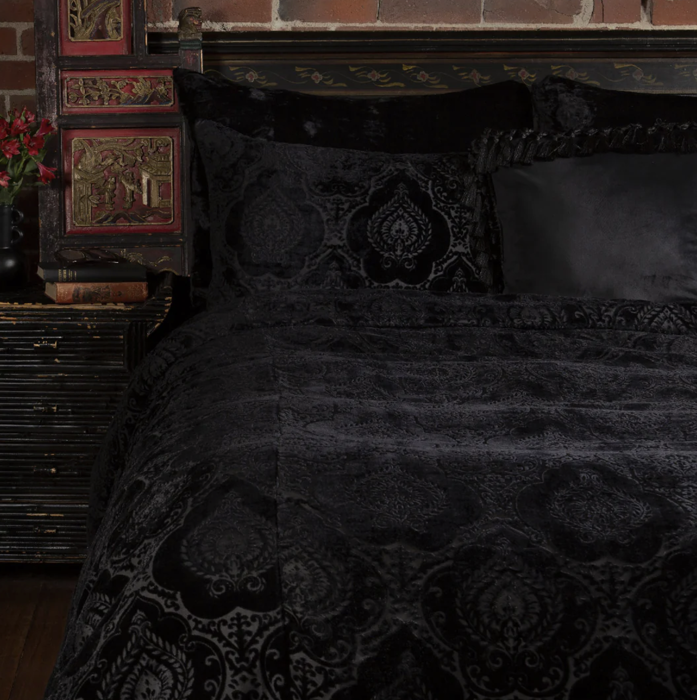 Sinin Linen Damask Velvet Duvet Cover Set