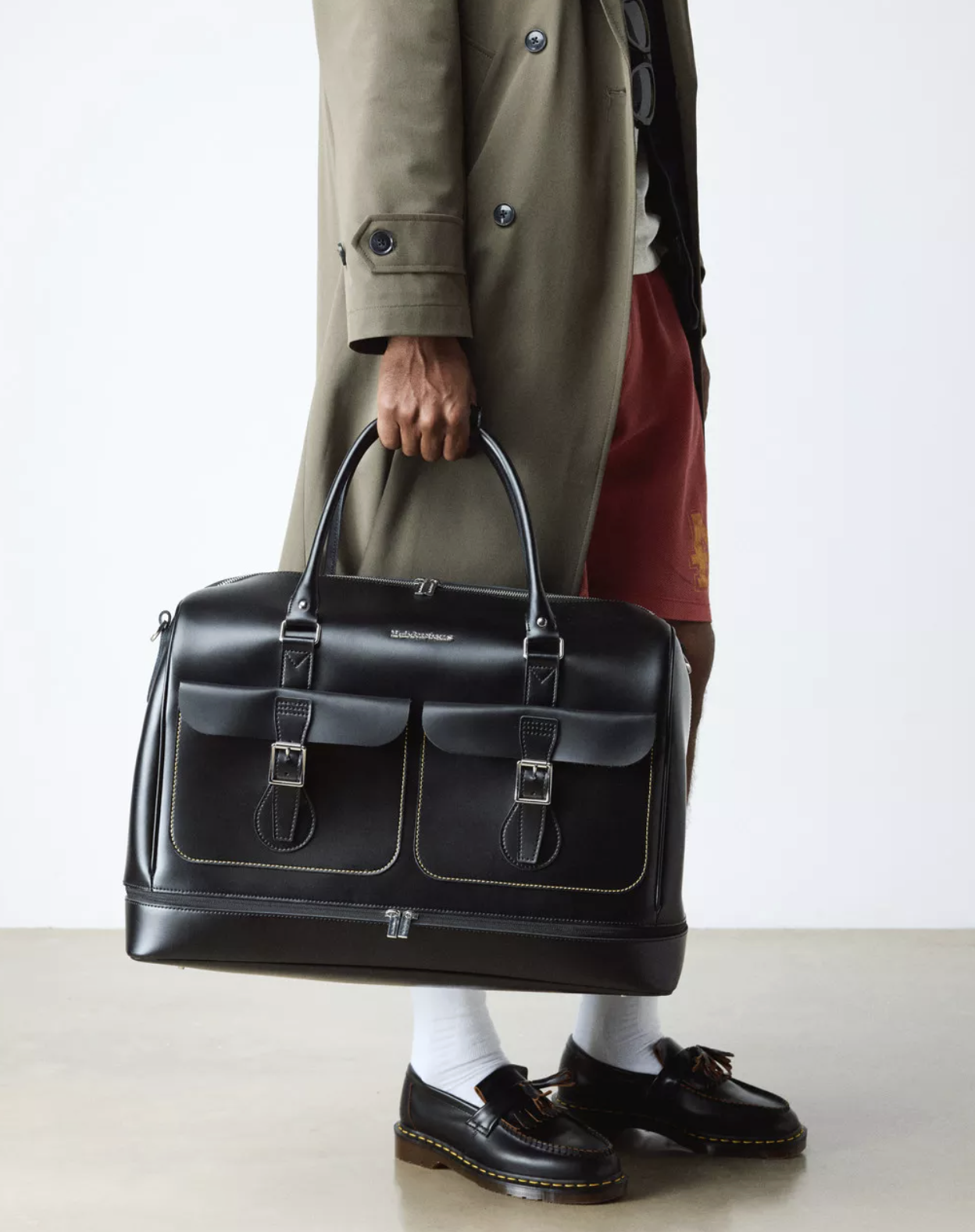 Dr Martens Smooth Leather Weekender Bag