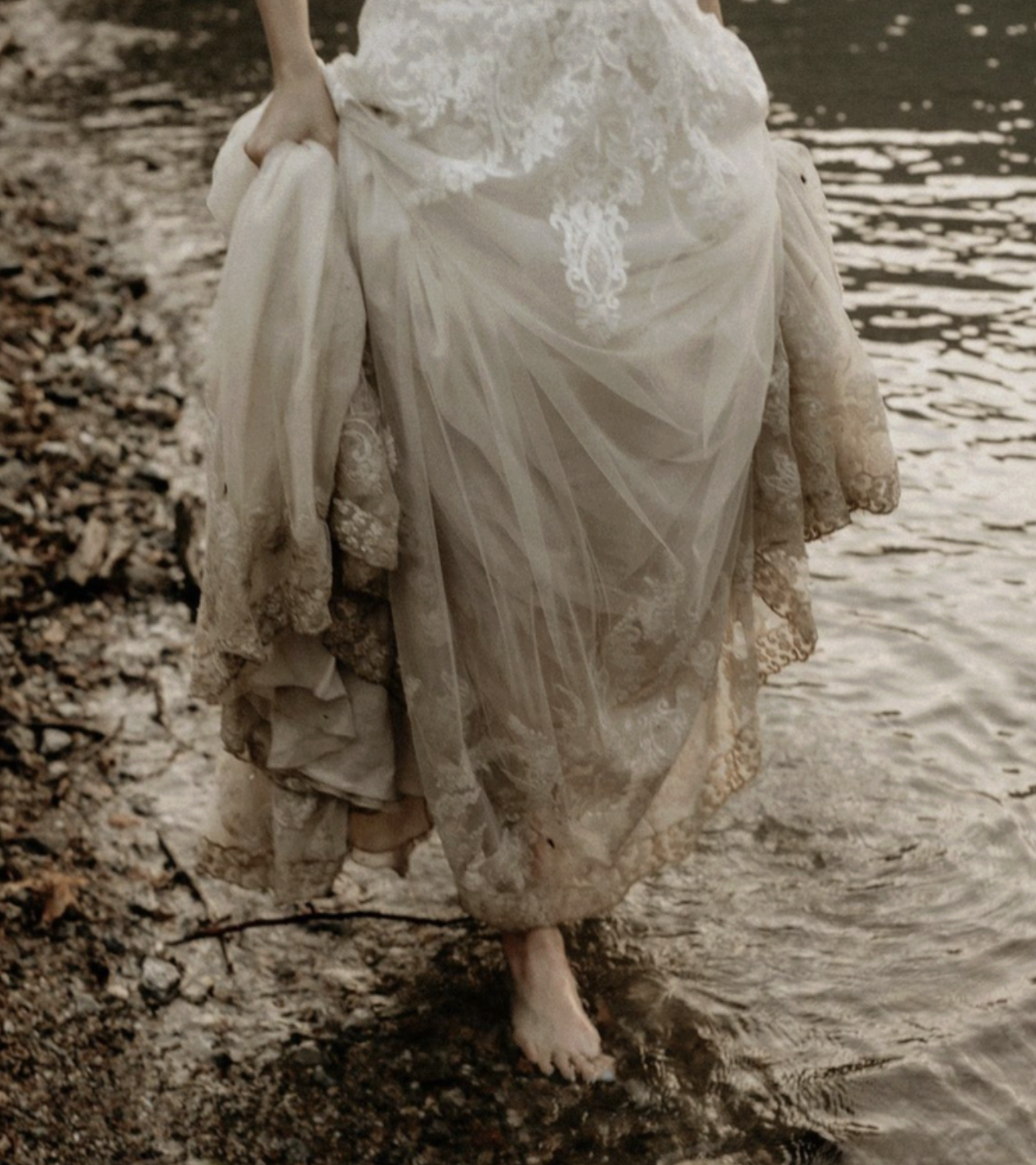 Southern Gothic Style Guide: The Romance of Ruin