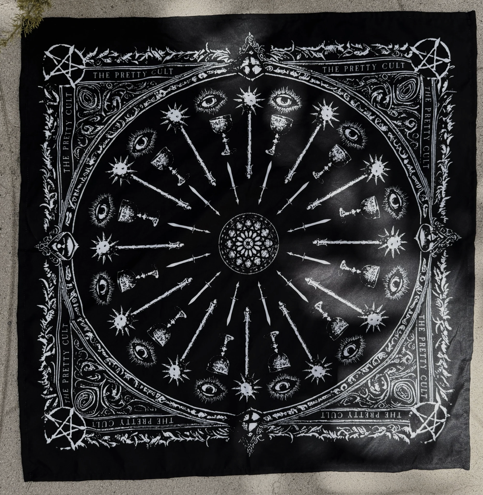 The Pretty Cult, The Sigil Scarf