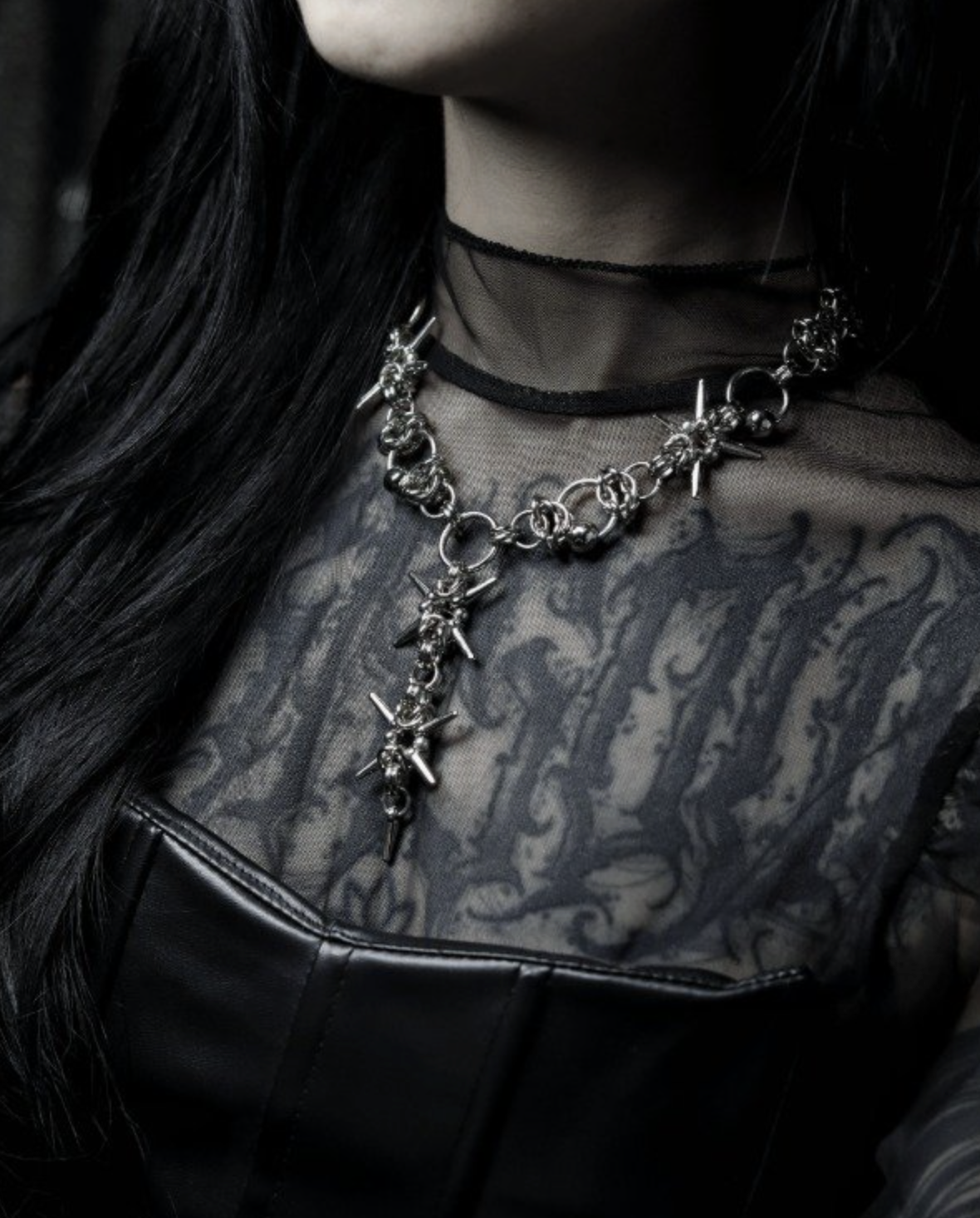 Crow Darkshop, Collar Reliquary