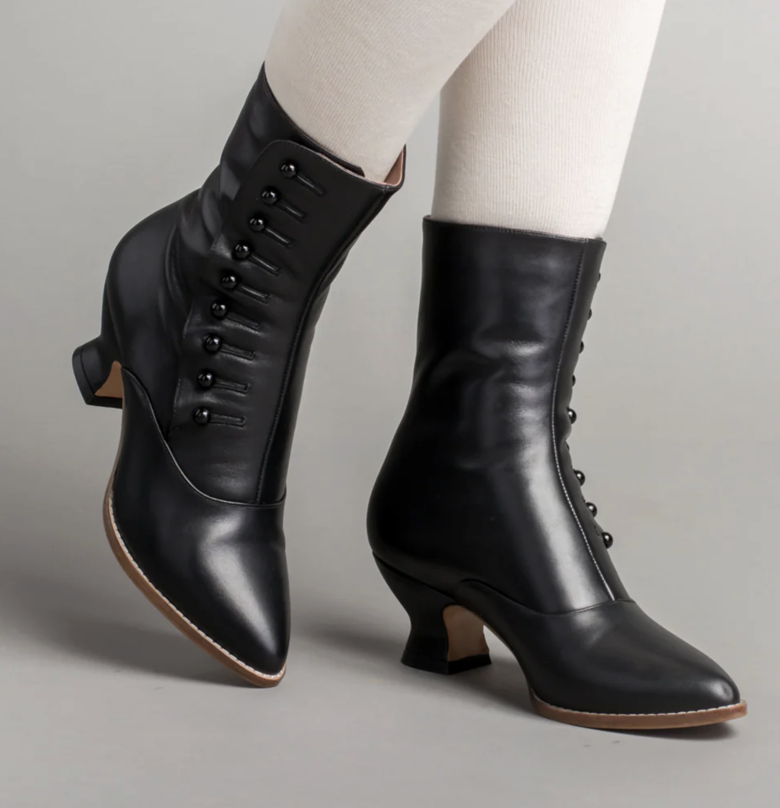 American Duchess, avistock Victorian Button Boots