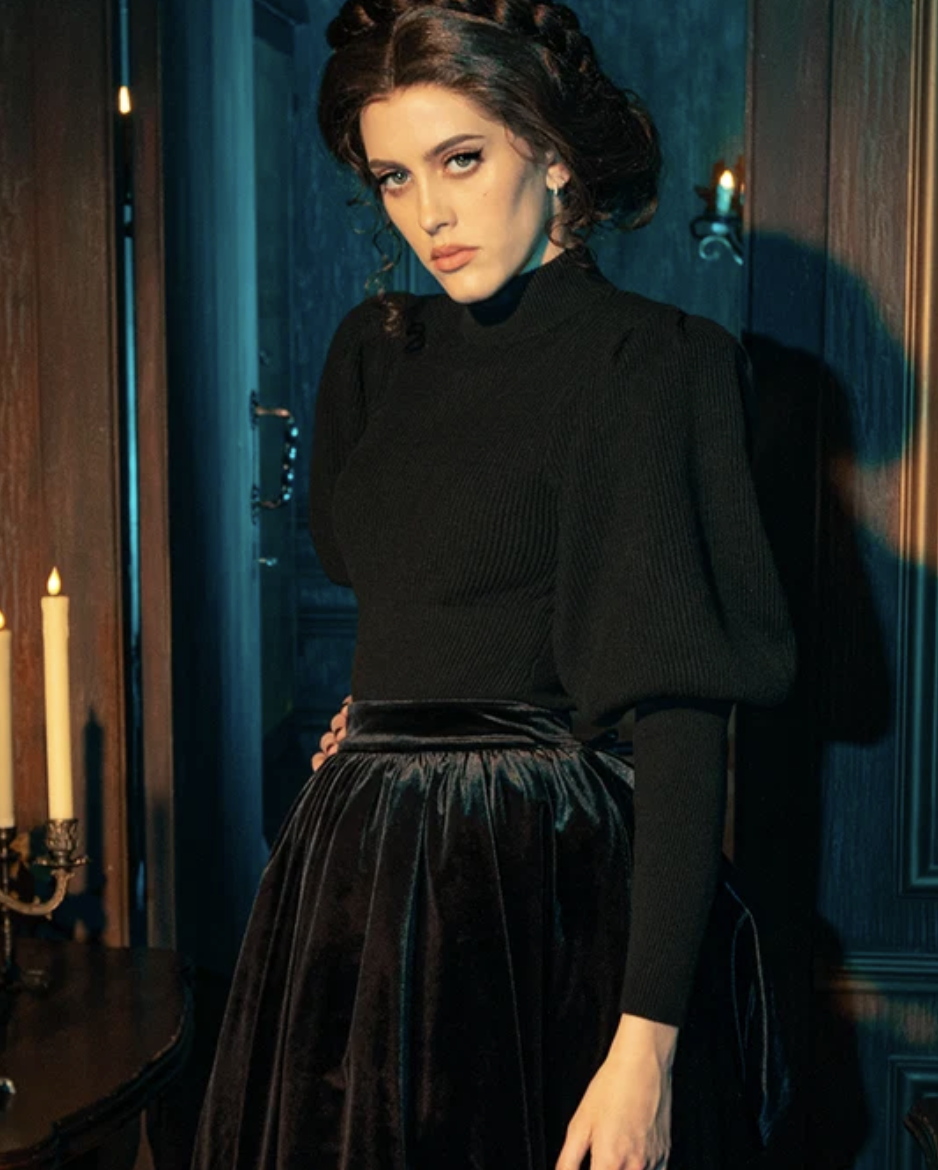 La Femme En Noir Victorian Cycling Pullover Sweater in Black