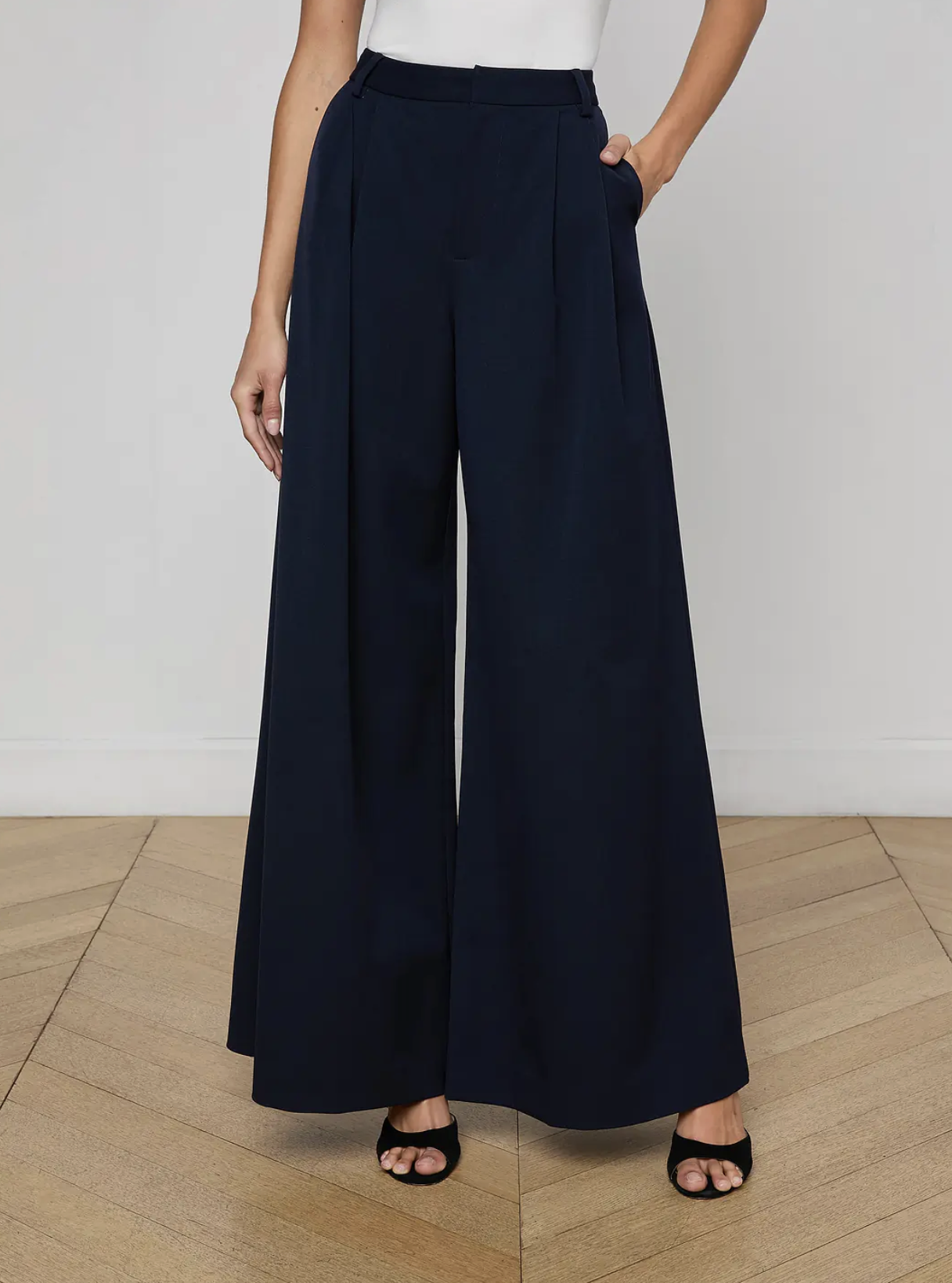 L'Agence Chelsy Wide-Leg Pant