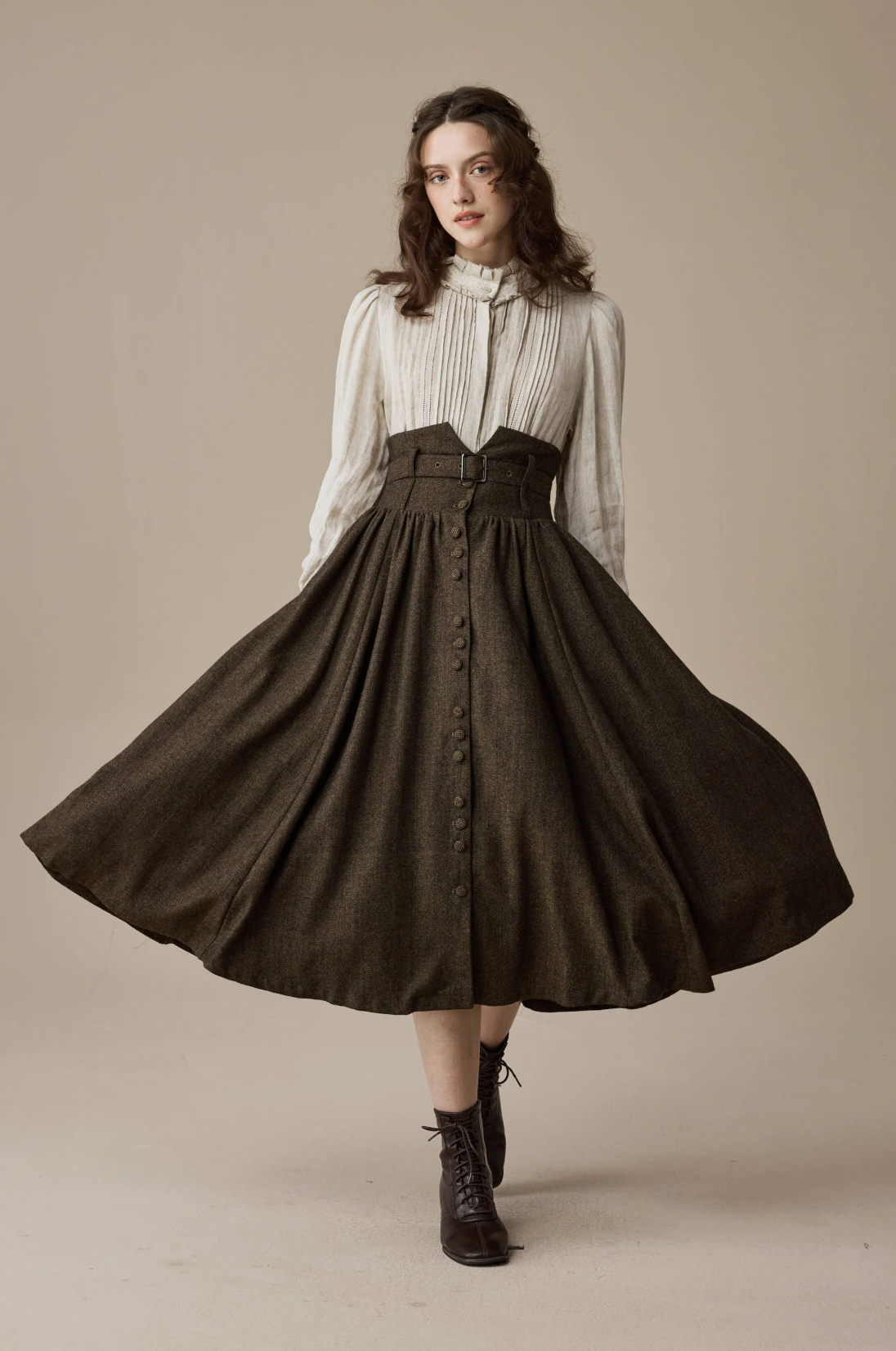 Linennaive Bette 28 | Retro Belted Wool Skirt