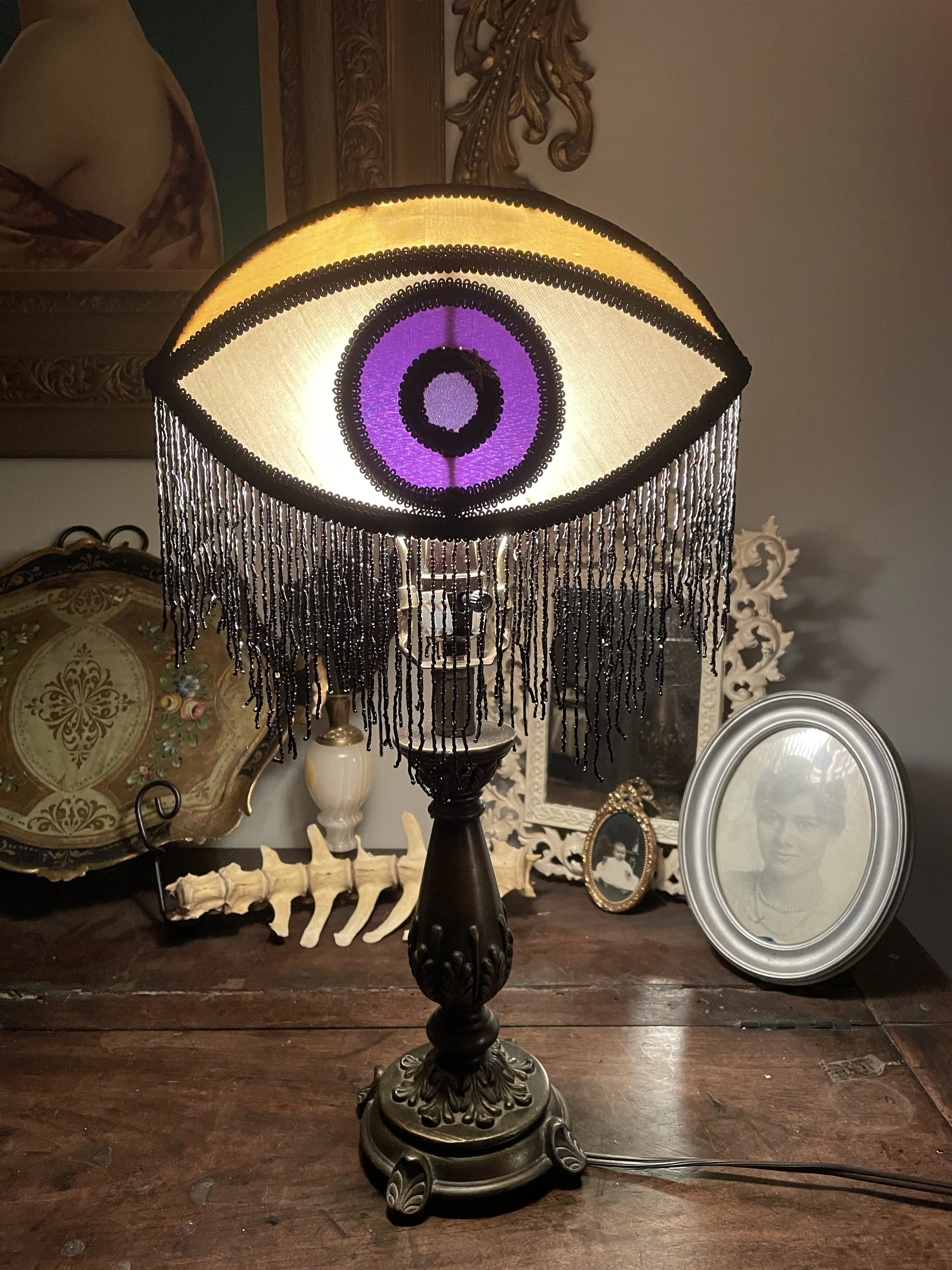 OculusSmallPurpleLit_DeadlyNightShades.JPG