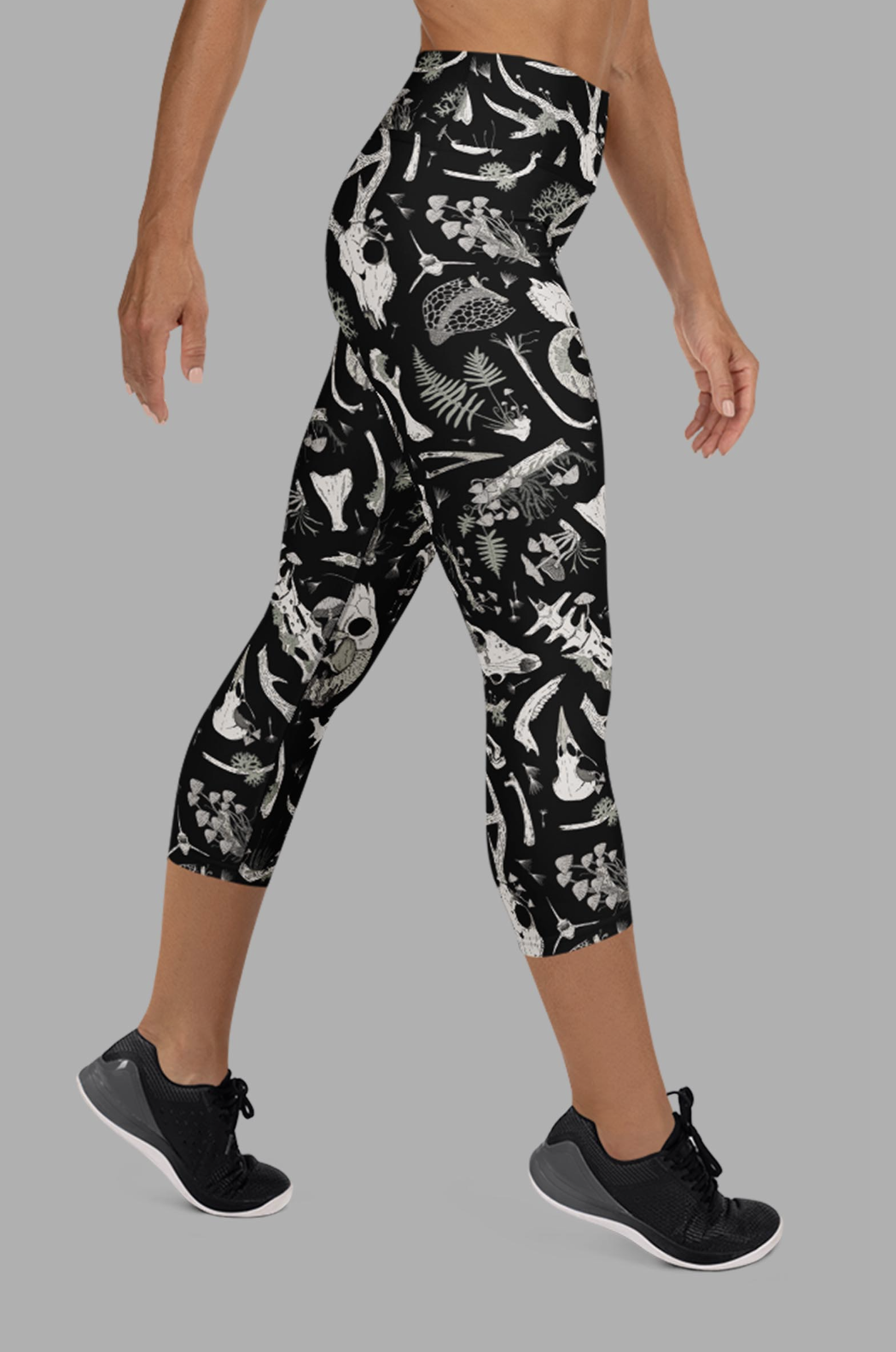 Fungalis Print Yoga Capri Leggings
