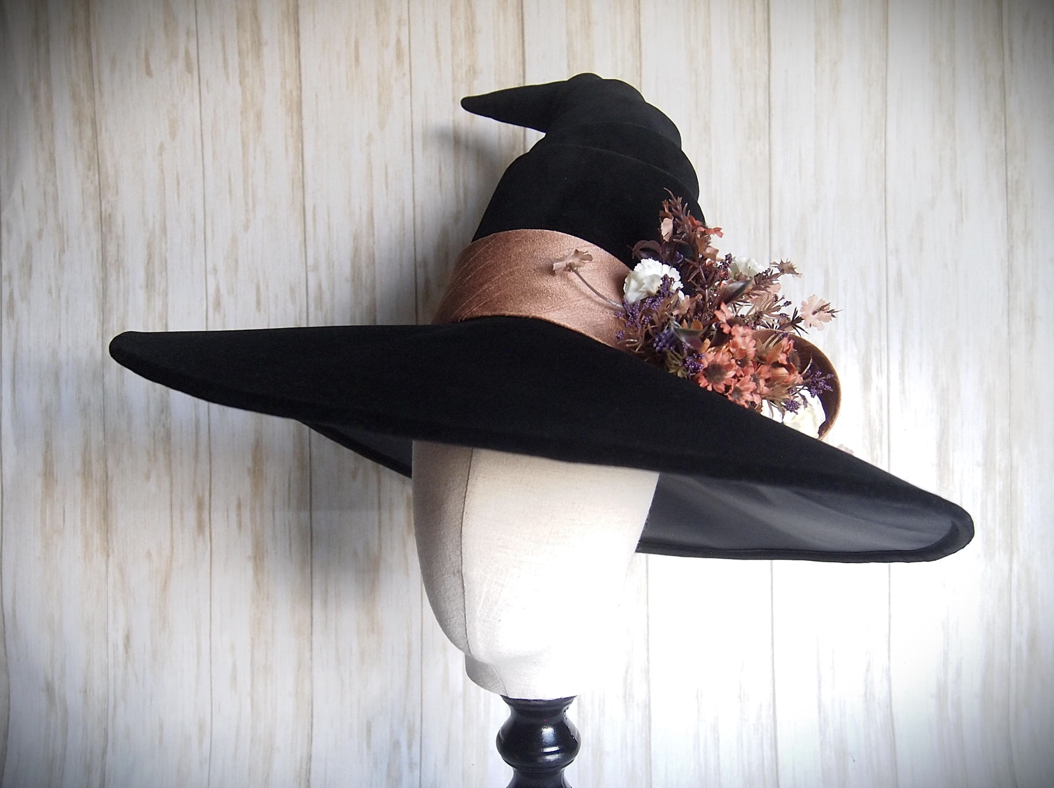 Evercrumbly &amp; Witch, Witch Hat "Peachy Keen", Head Size 21"