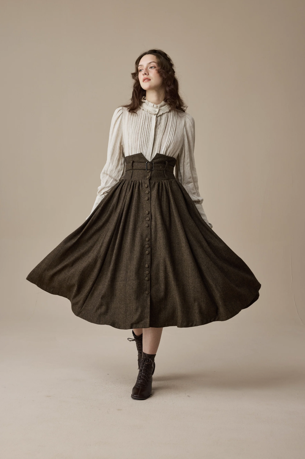 Linennaive Bette 28 | Retro Belted Wool Skirt