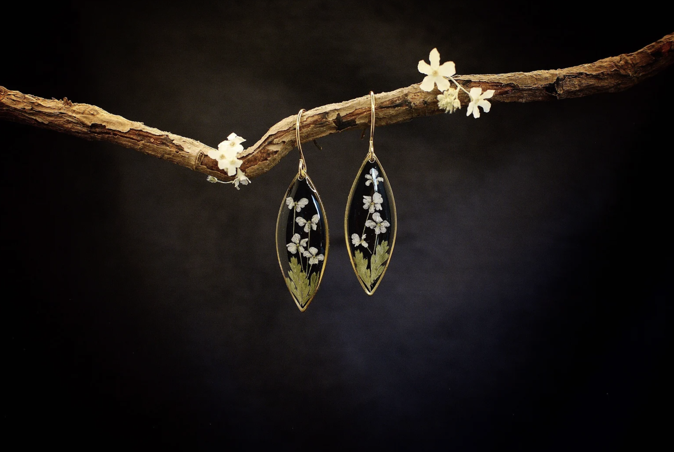 Woodstock &amp; Fern (via Etsy) Meadow flower earrings/real flower earrings/botanical jewelry/woodland earrings