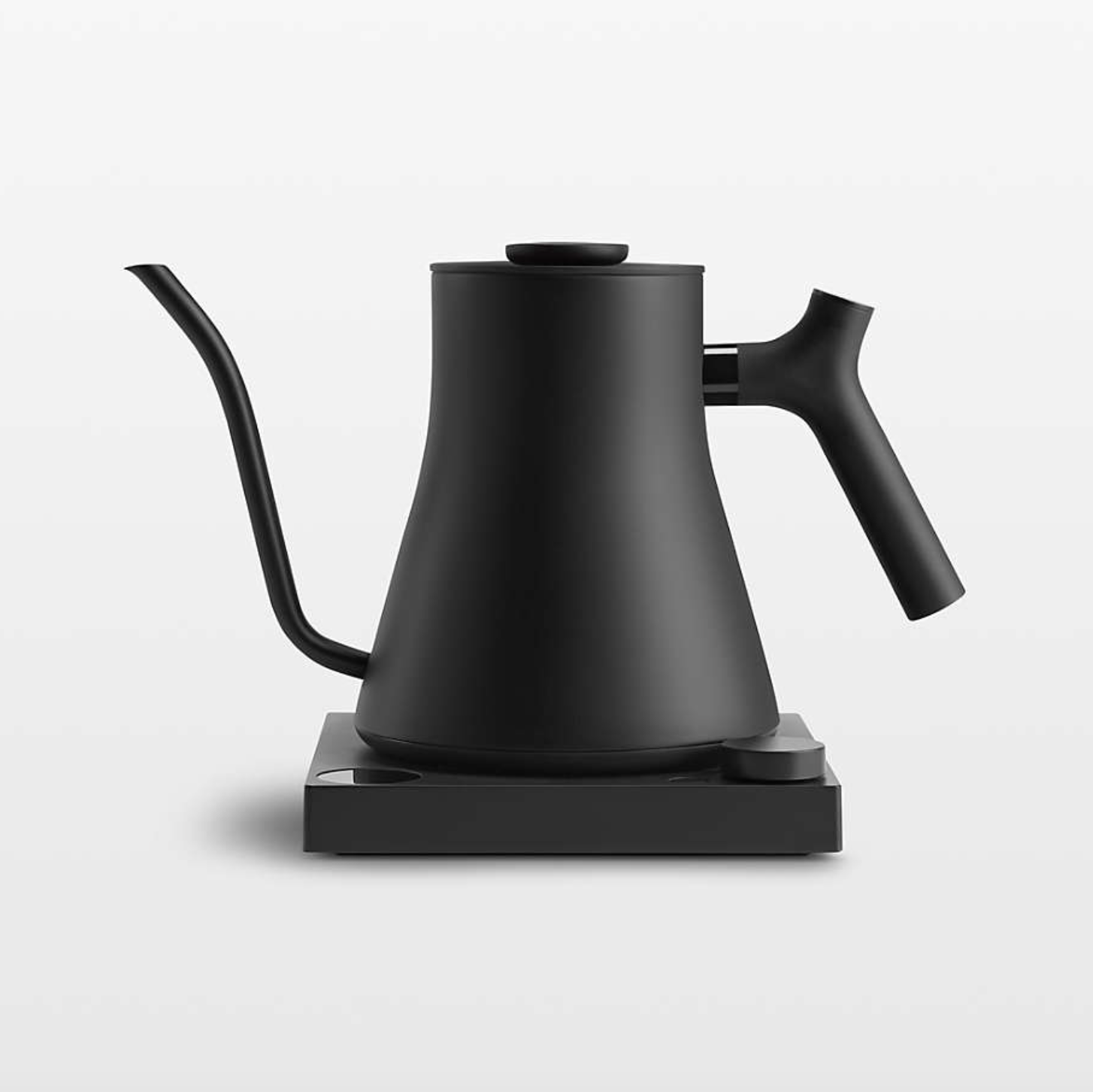 Crate &amp; Barrel Fellow Stagg EKG Pro Electric Tea Kettle in Matte Black