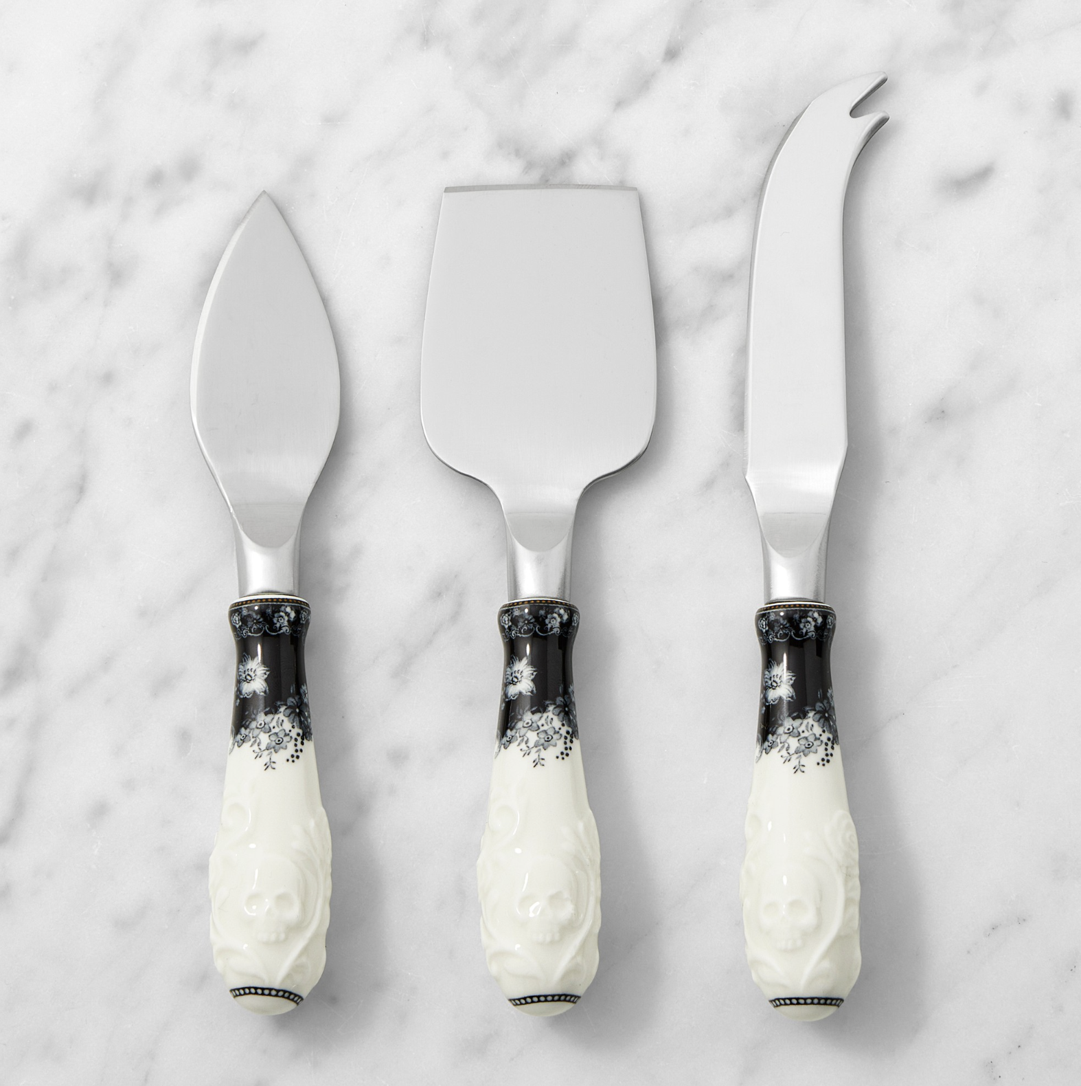 Williams Sonoma Spooky Soirée Cheese Knives, Set of 3