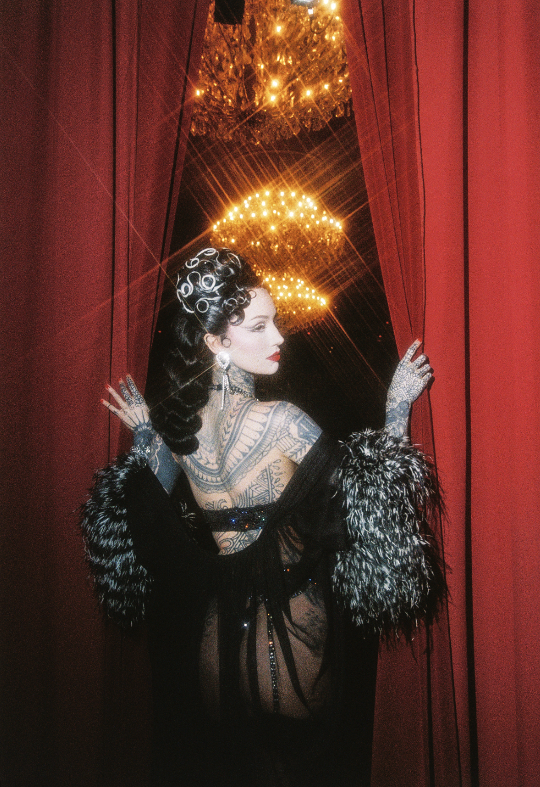 In the Dressing Room with The Devil Herself: Emma Vauxdevil on Creating Cobweb Cabaret