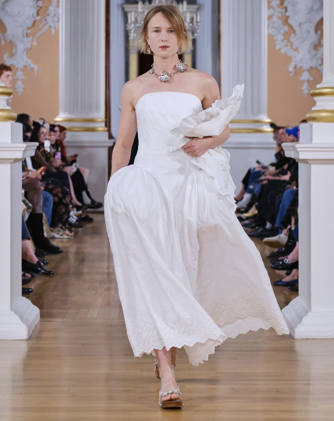 5 Ways to Wear Pantone’s 2026 Colour of the Year “Cloud Dancer” with Gothic Energy by The Lace Ledger