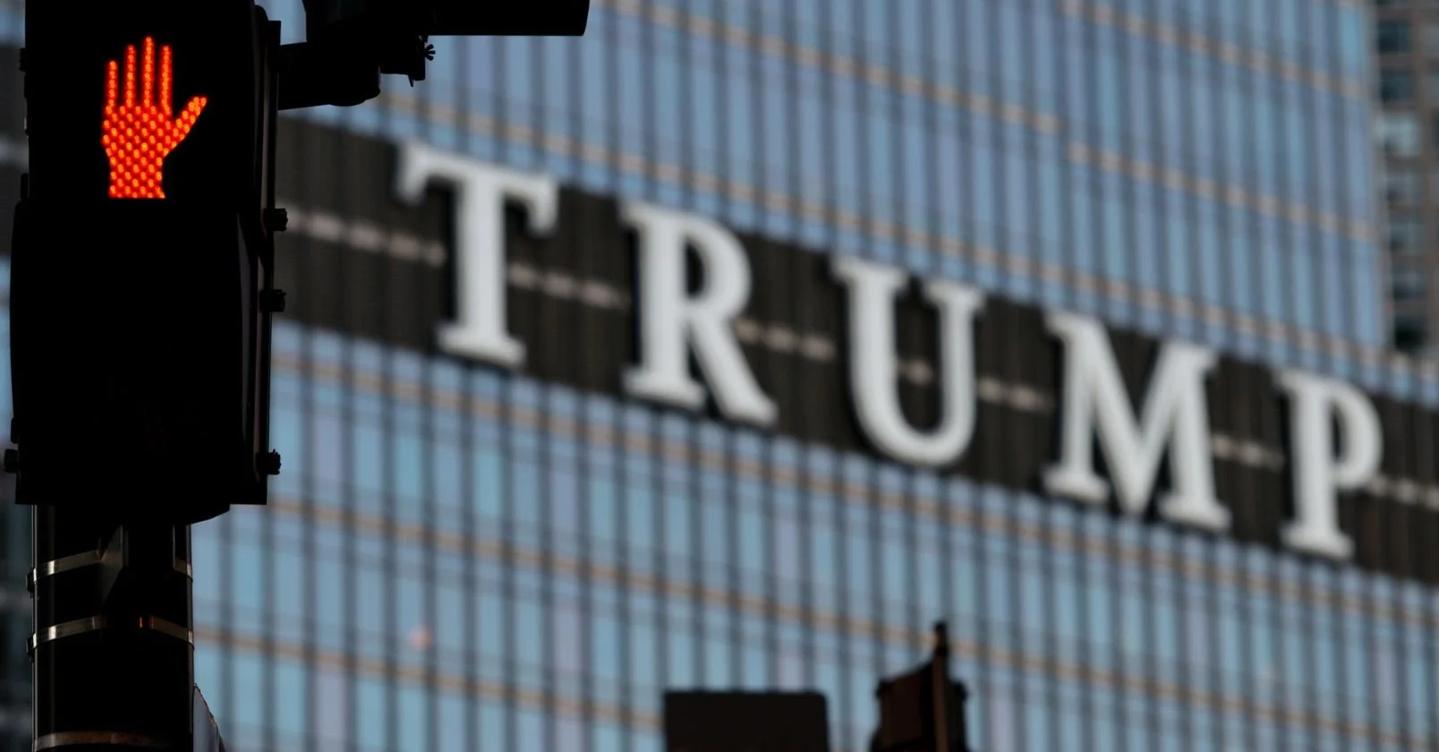 Are we witnessing the fall of Donald Trump?