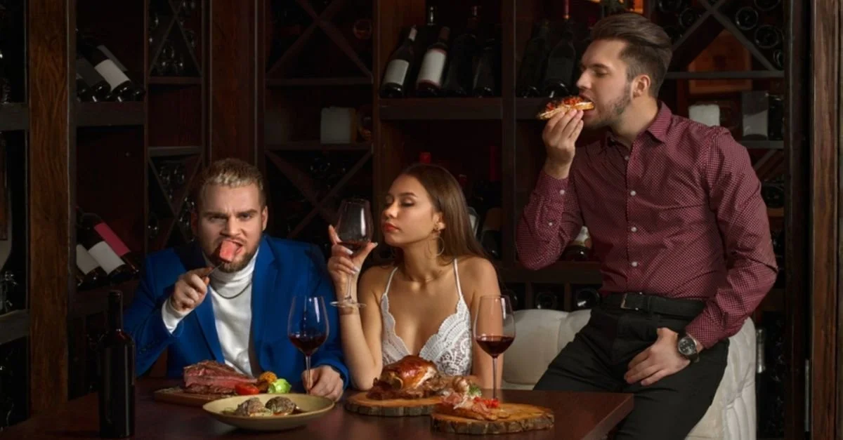 How to Speak to a Distracted Audience at Awards Events