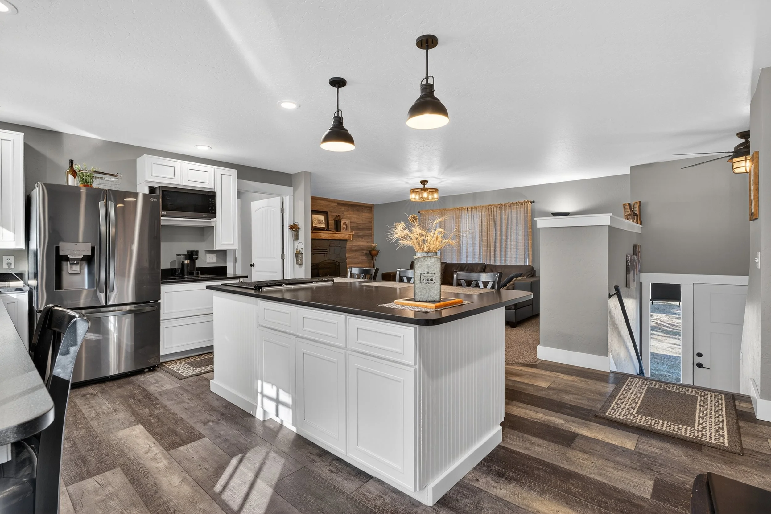 Modern farmhouse kitchen - Real Estate Photography Kettle Falls Washington