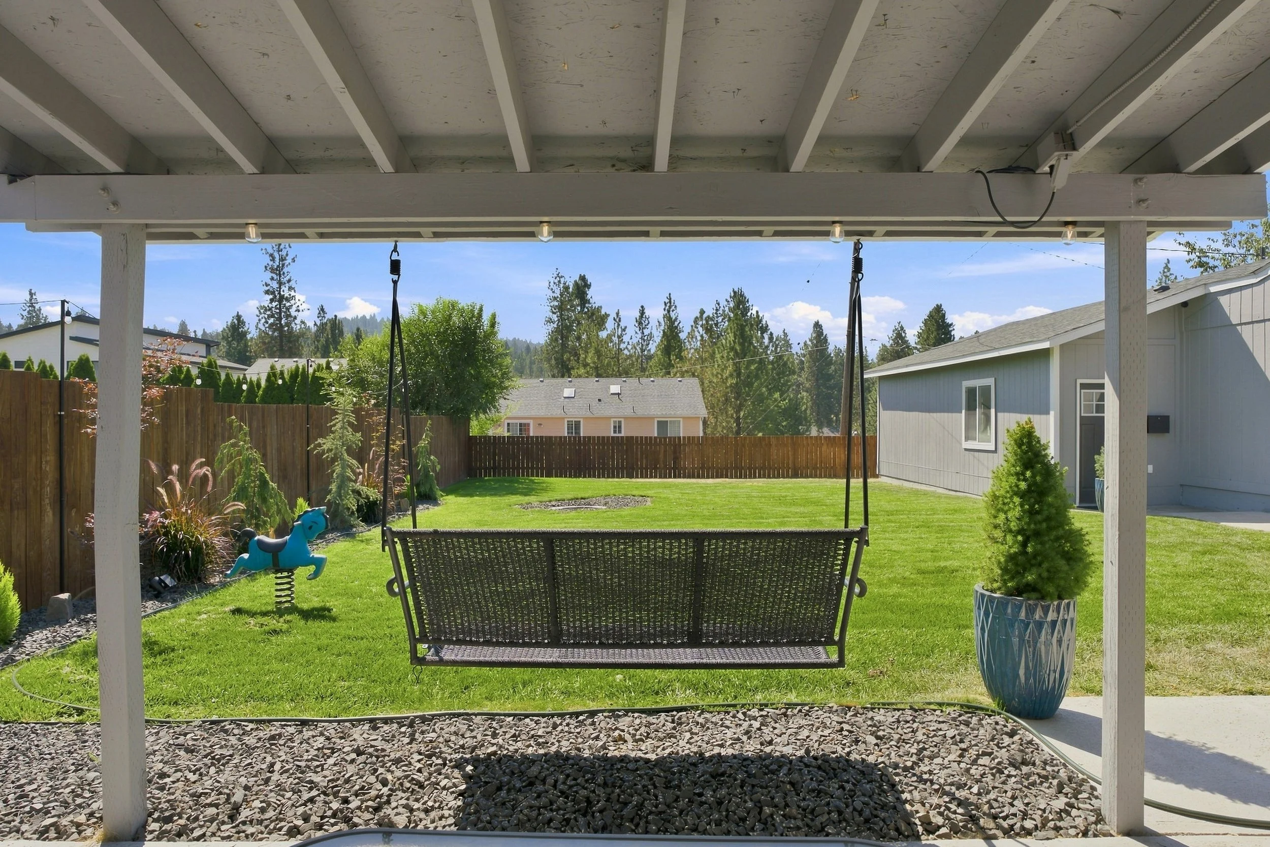 6204-E-10th-Ave-046.jpg