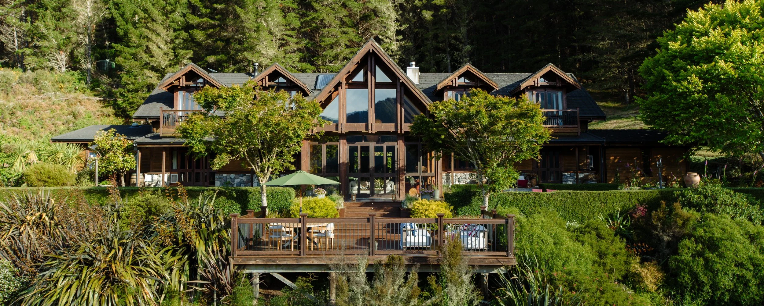Back deck with panoramic view at Stonefly Lodge