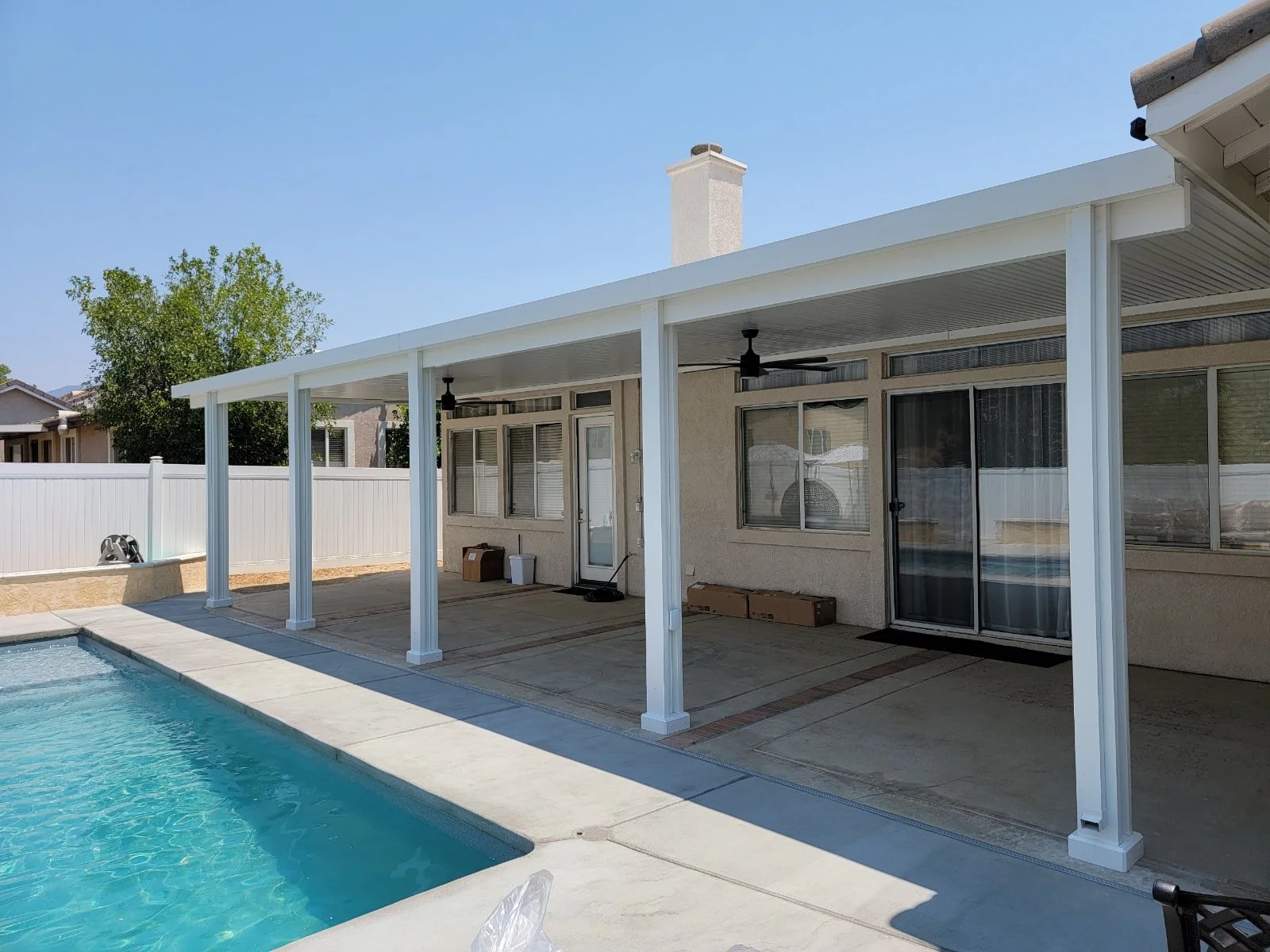 Aluminum Patio Covers: Insulated vs. Non-Insulated – What’s the Difference?