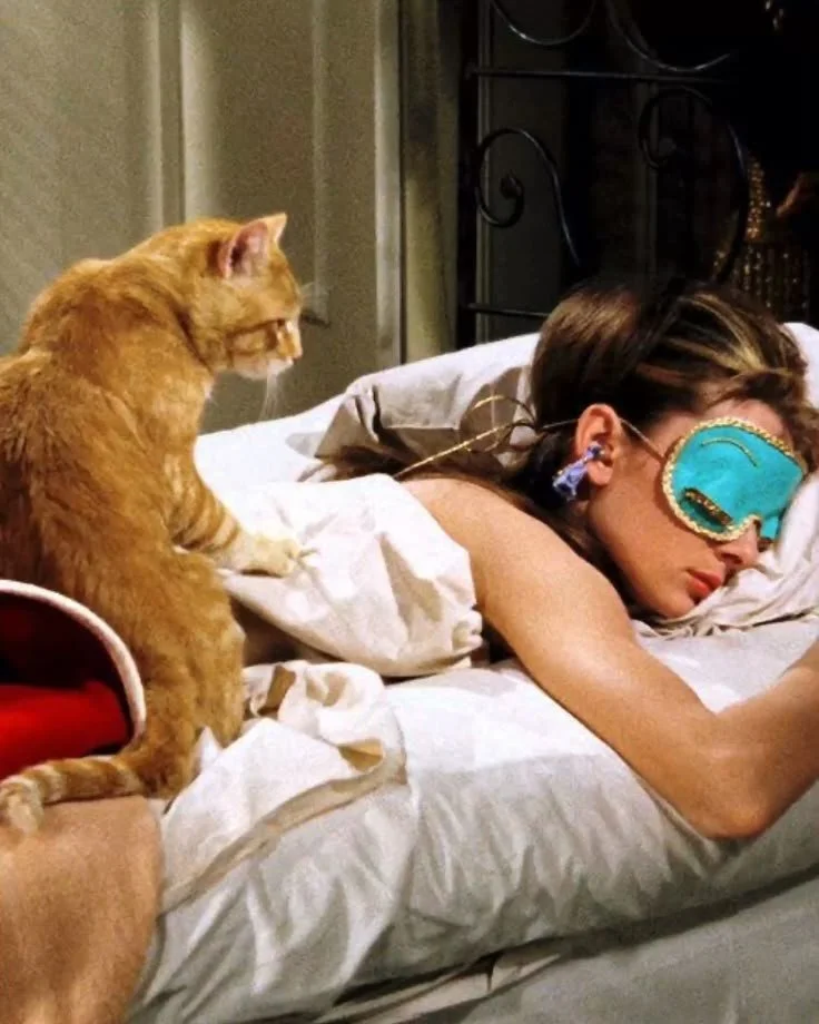 Audrey Hepburn in Breakfast at Tiffanys.jpg