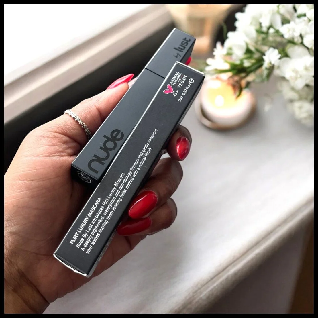 Enhance your lashes with @nudebylustnz blacker than black Flirt Luxury Mascara 🖤
100% Cruelty Free and Vegan 🌿
#nudebylustnz #nudebylust #nzbrand #nzmakeuplover #smallnewzealandbusiness #vegancosmetics #nzzvegan #nzmakeupartist #nzcosmetics #nzve