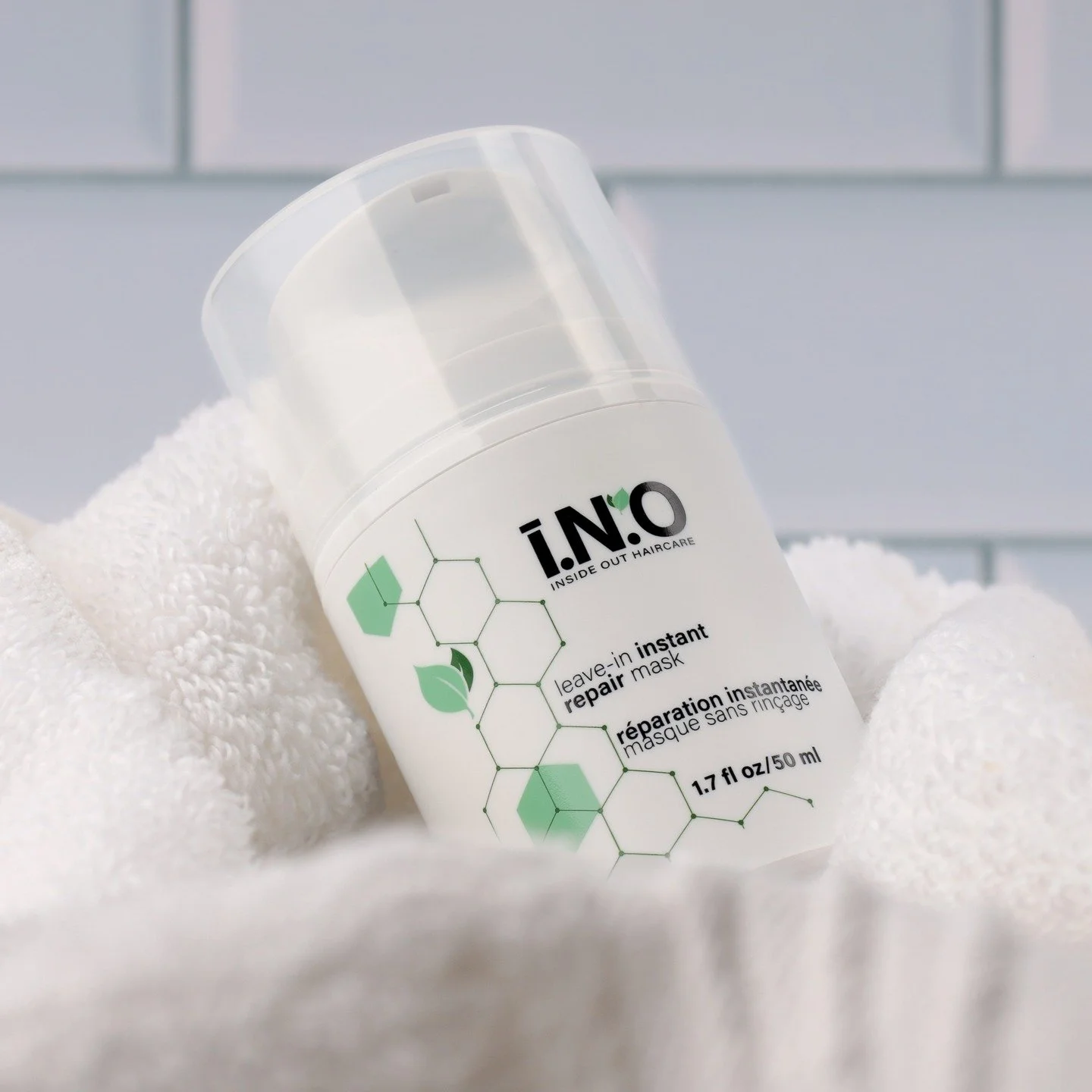 Healthy hair starts here with the @inohaircare leave in instant repair mask. Potato proteins work wonders by strengthening and repairing hair from the inside out, boosting resilience and reducing breakage.

#phb #phbnz #inohaircare #crueltyfree #natu
