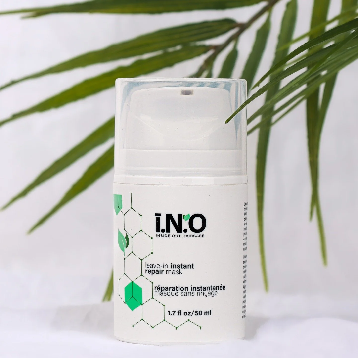 Repost from @inohaircare 

For when you your hair needs a little time-out, this mask + a quiet moment = a whole vibe

#phb #phbnz #inohaircare #instantmask #selfcare #haircareroutine #naturalhaircare