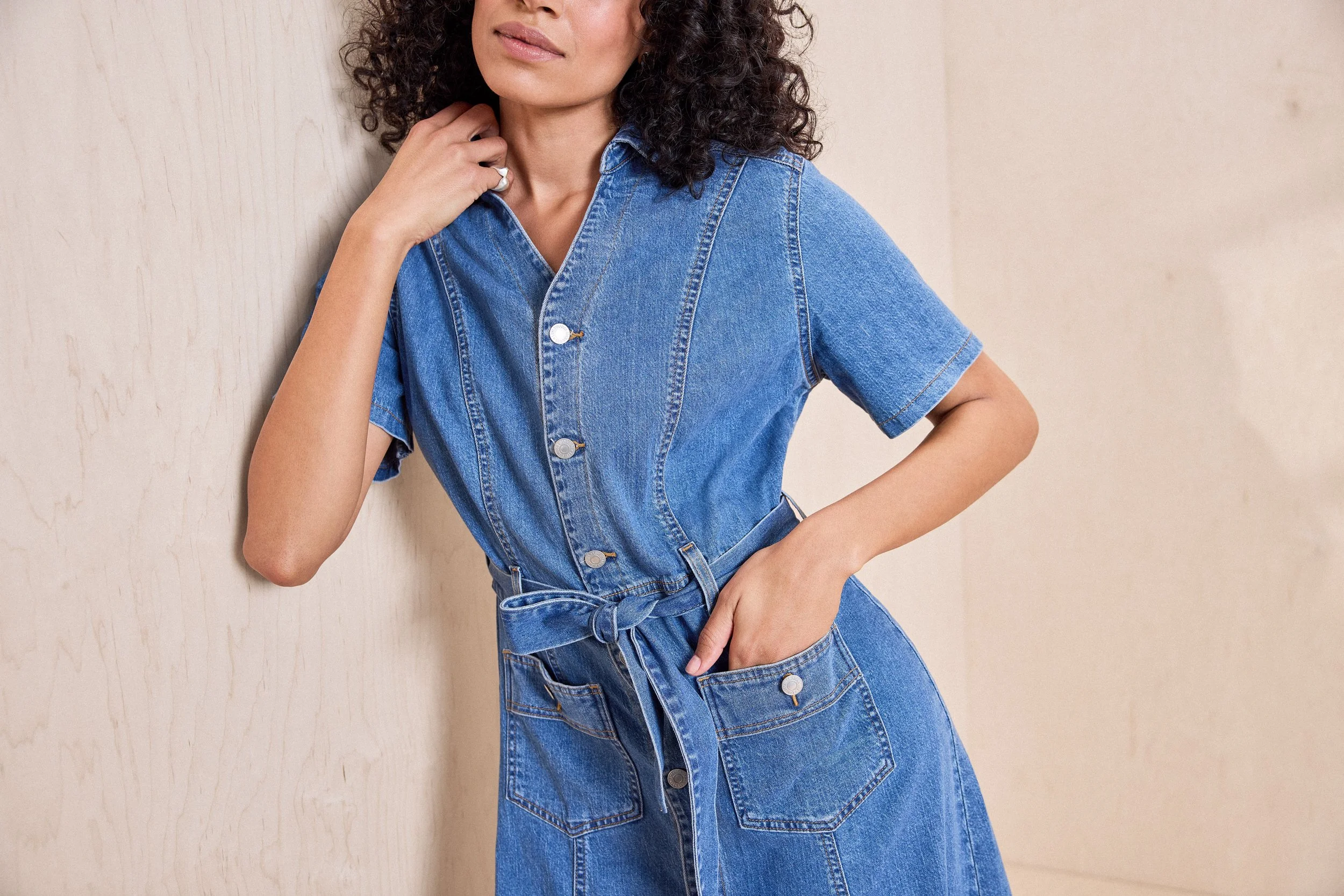 26_H2_SIG_R_WOMENS_006W9-0000_05_RGB.jpg