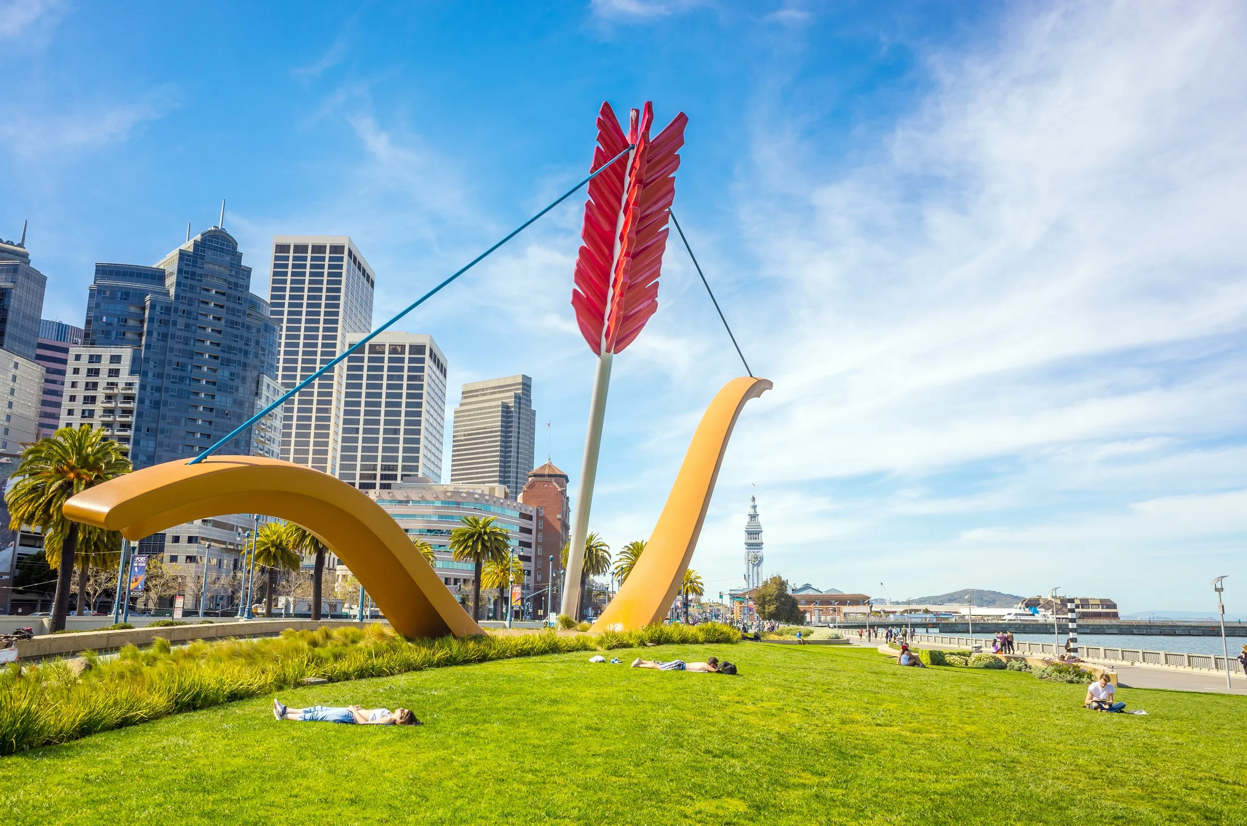 Embarcadero & Cupid’s Arrow (Cupid’s Span) – Waterfront walking path with public art and sweeping views.