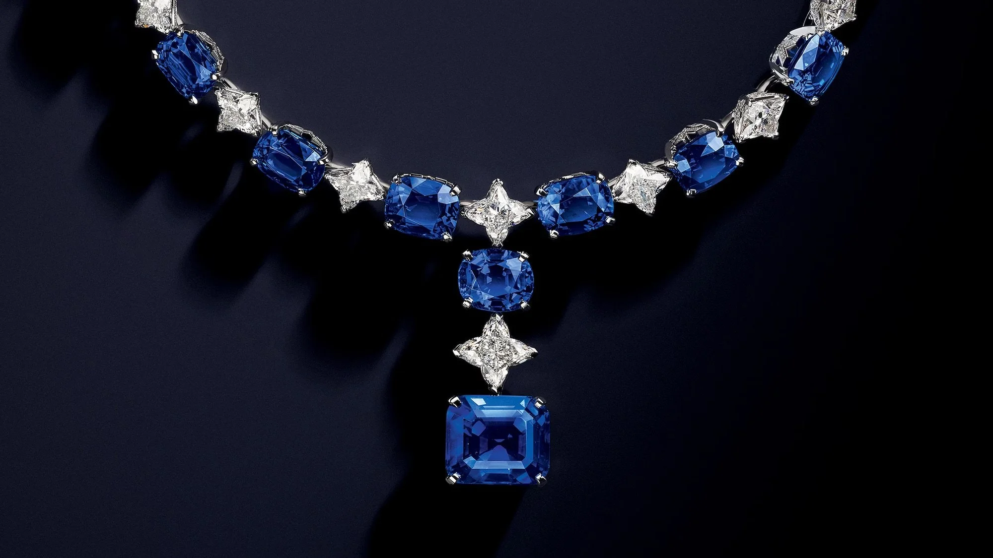 Aster necklace | Louis Vuitton