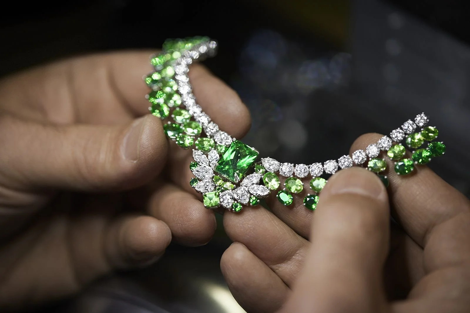 Majestic_Escapes_Harry_Winston_s_Bejewelled_Getaway_for_the_Senses_3 (3).jpg