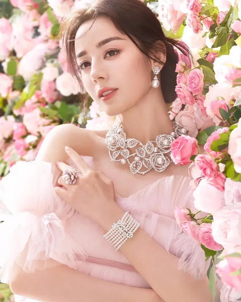 Les Pétales High Jewellery Collection | Mikimoto