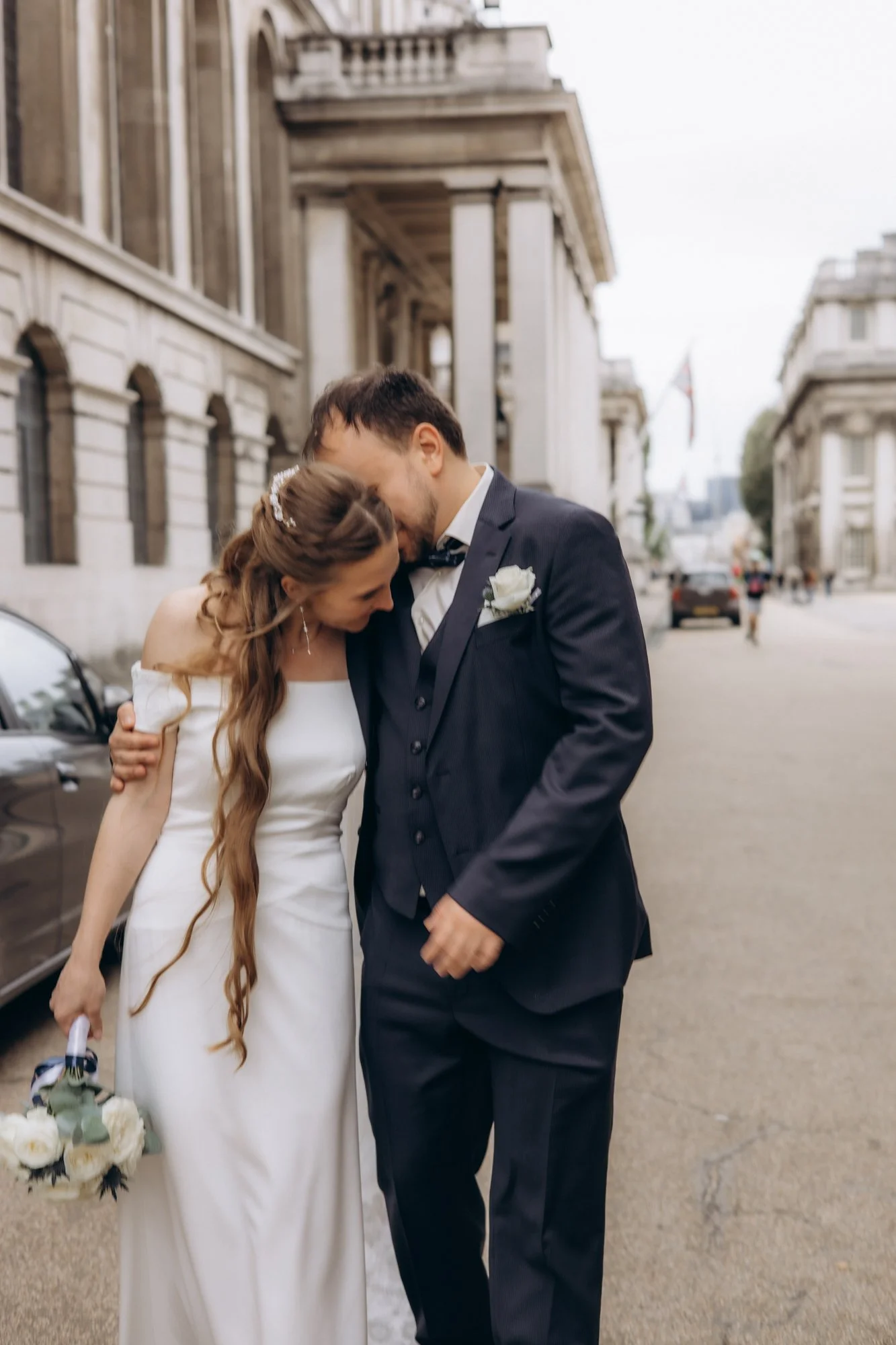 How to Choose a Wedding Photographer (Without Driving Yourself Mad)