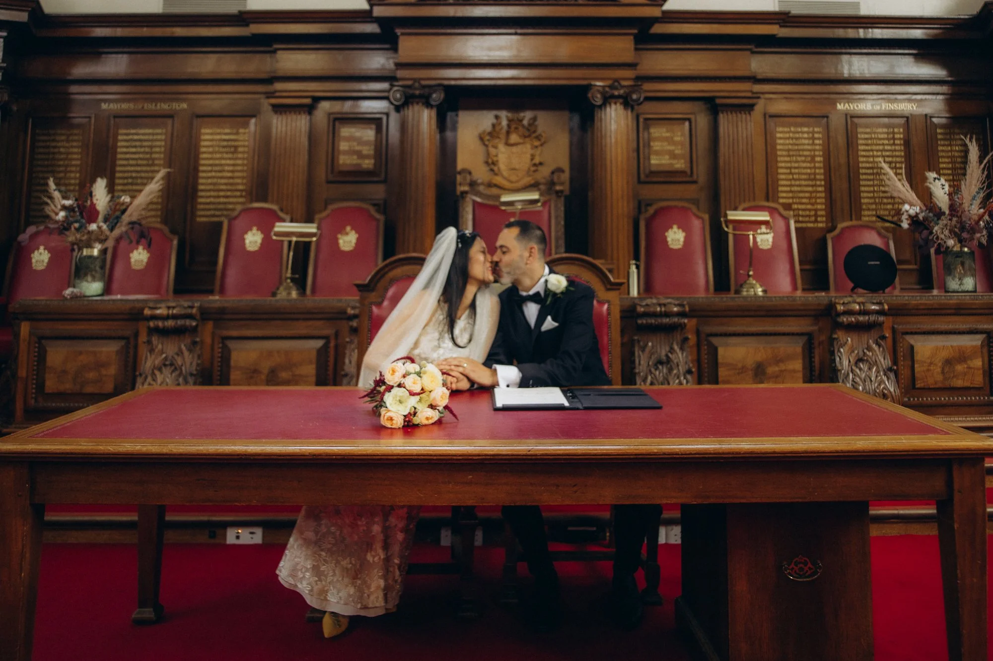 islington-register-office-wedding-photographer-london-069.jpg