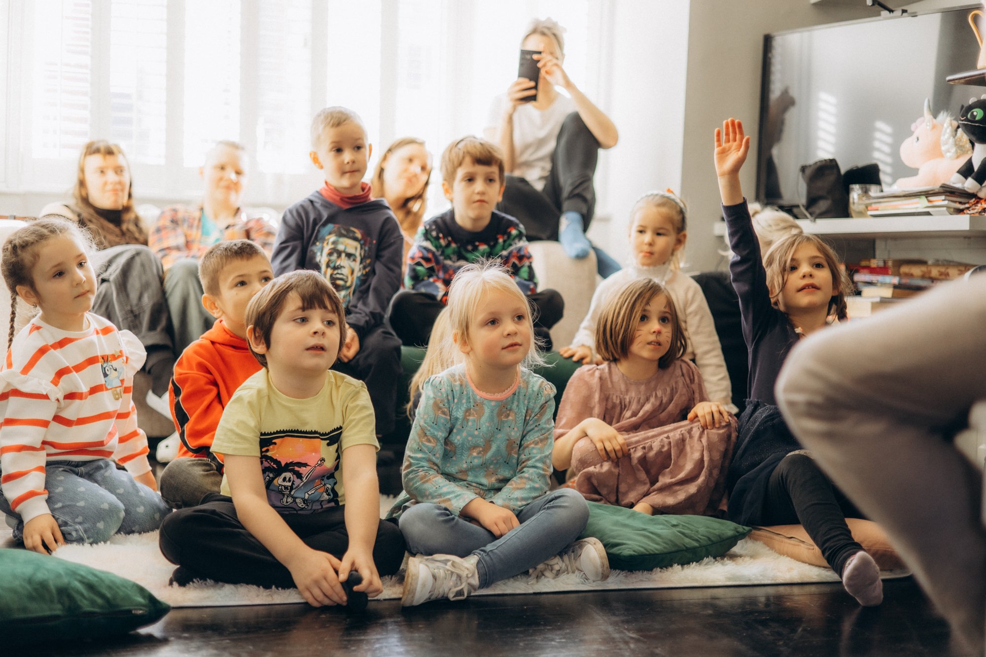 Children's birthday party photography London — candid group of kids