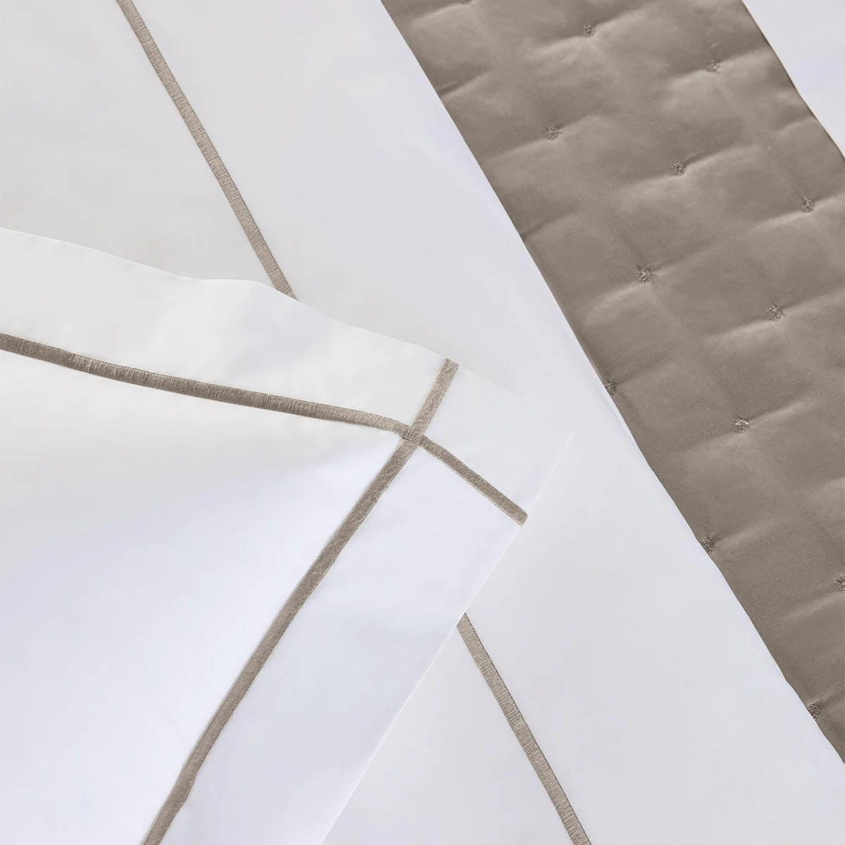 AndSoToBed_Yves Delorme Athena Pillowcase_JPG 04.jpg