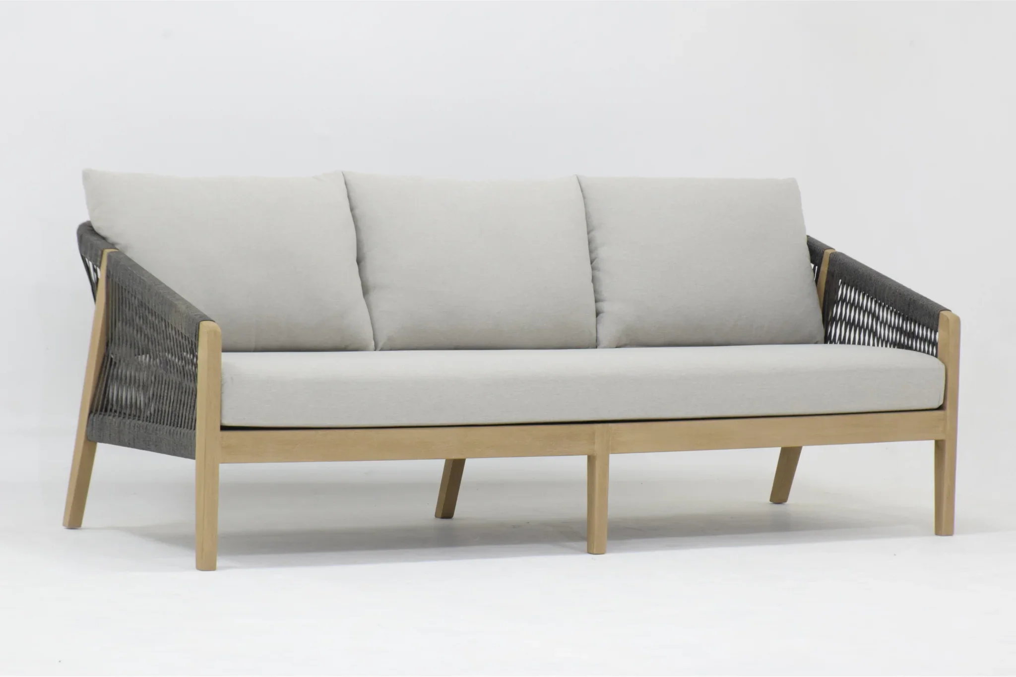 cambridge-3-seater-studio.webp
