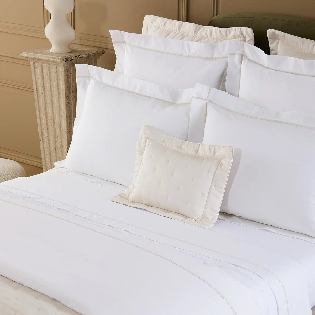 AndSoToBed_Yves Delorme Athena Pillowcase_JPG 03.jpg