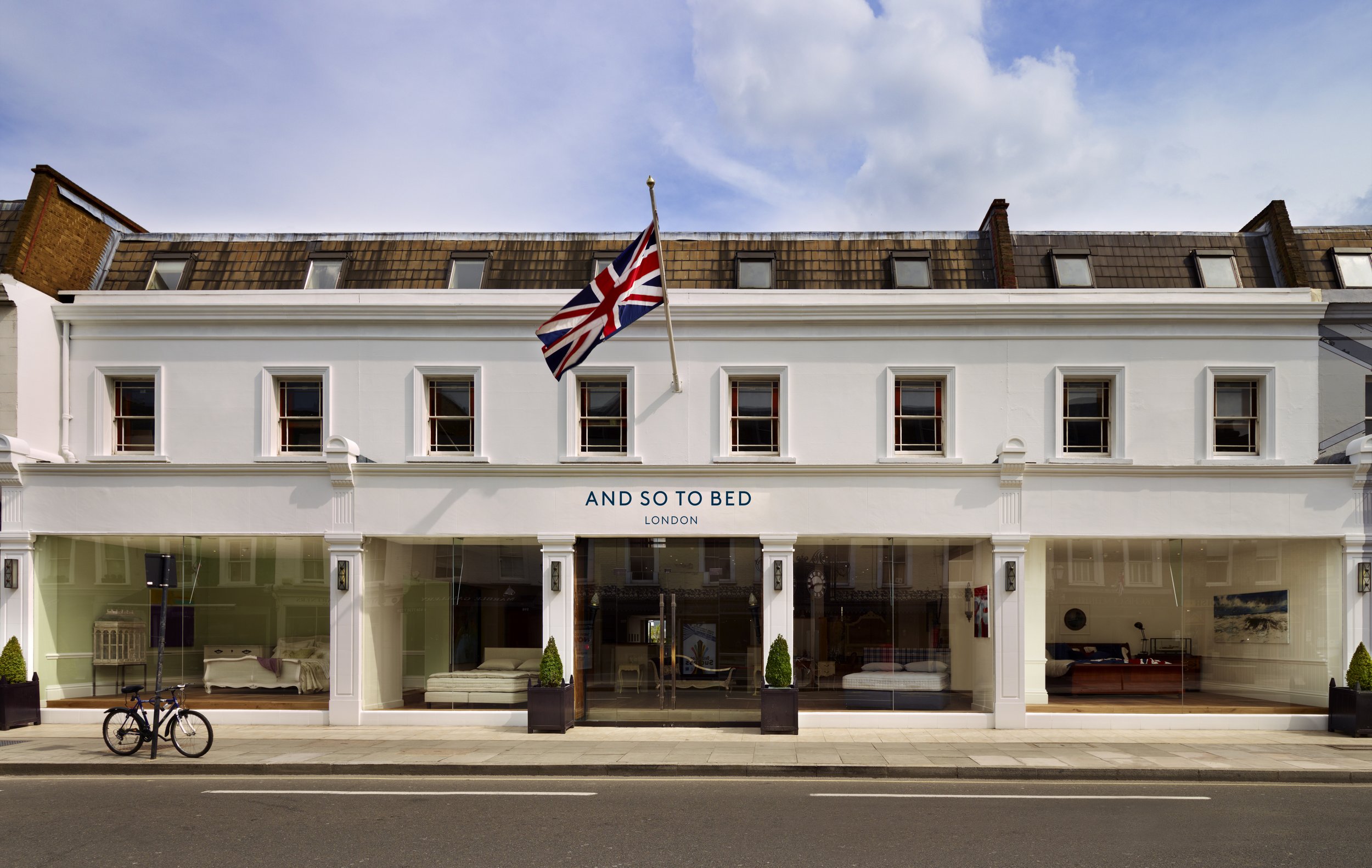 And So To Bed Showroom Kings Road Chelsea.jpg