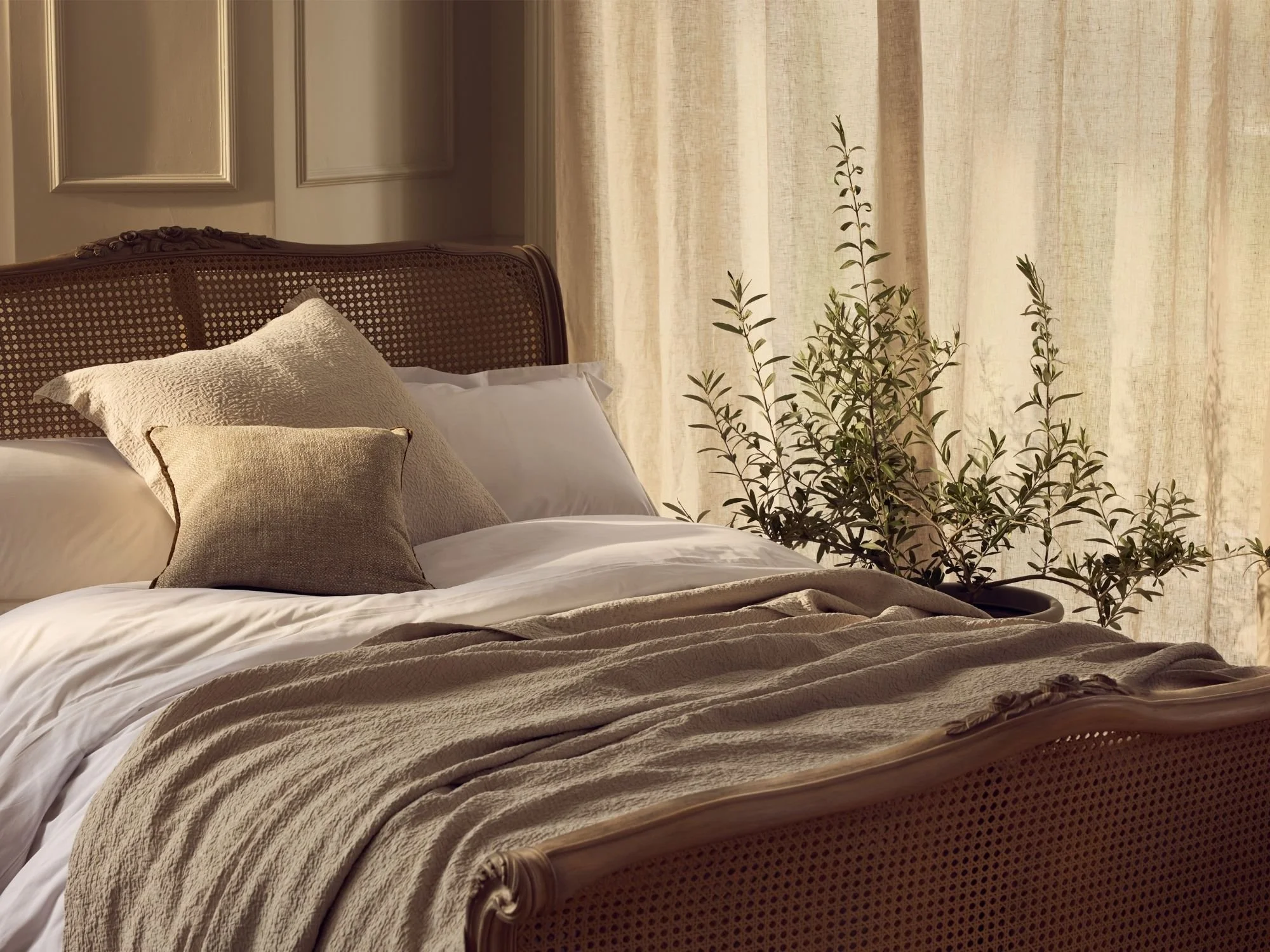 AndSoToBed_Image 01.jpg