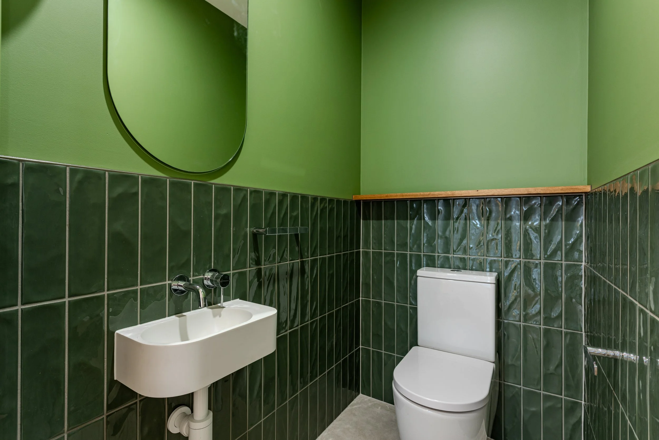 16_Aintree_Rd_012-HDR.jpg