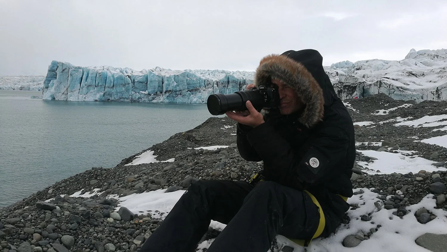 Cold, dead hands in Iceland