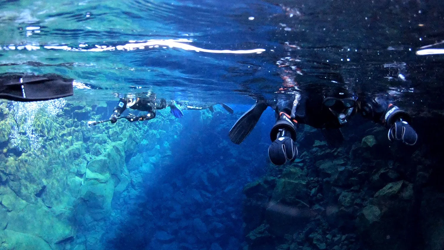 Between two continents in the "Silfra"-rift