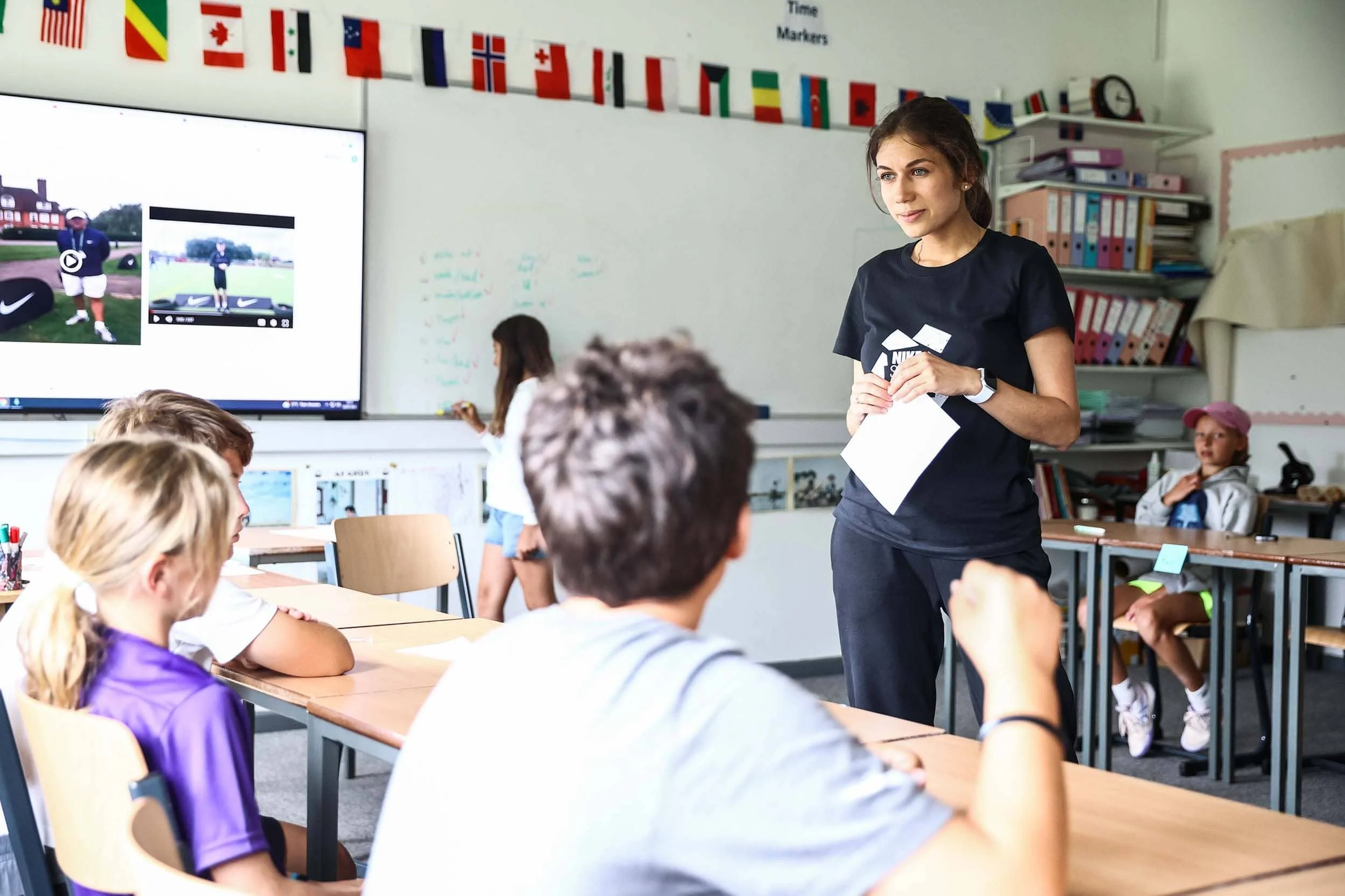 Teacher leads resilience workshop