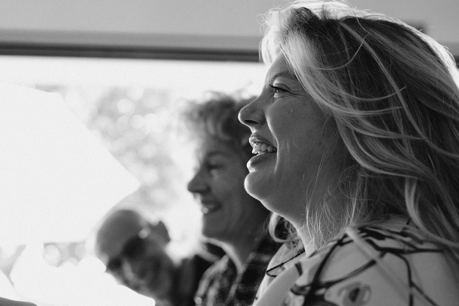 Larme de joie proches mariés