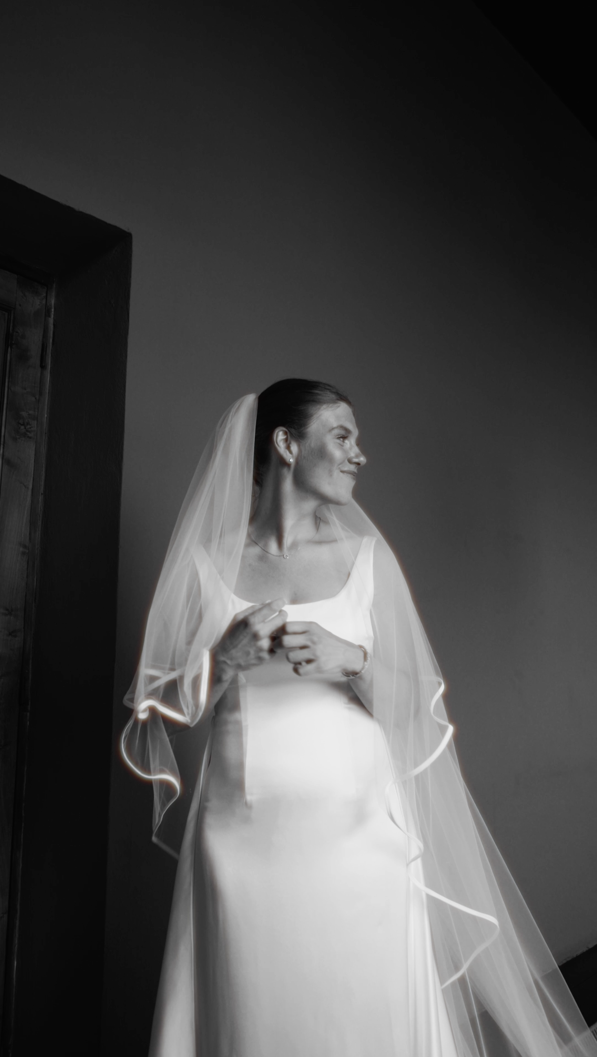 Wedding at Château Rigaud - France - Bride getting ready - Wedding in south west of France